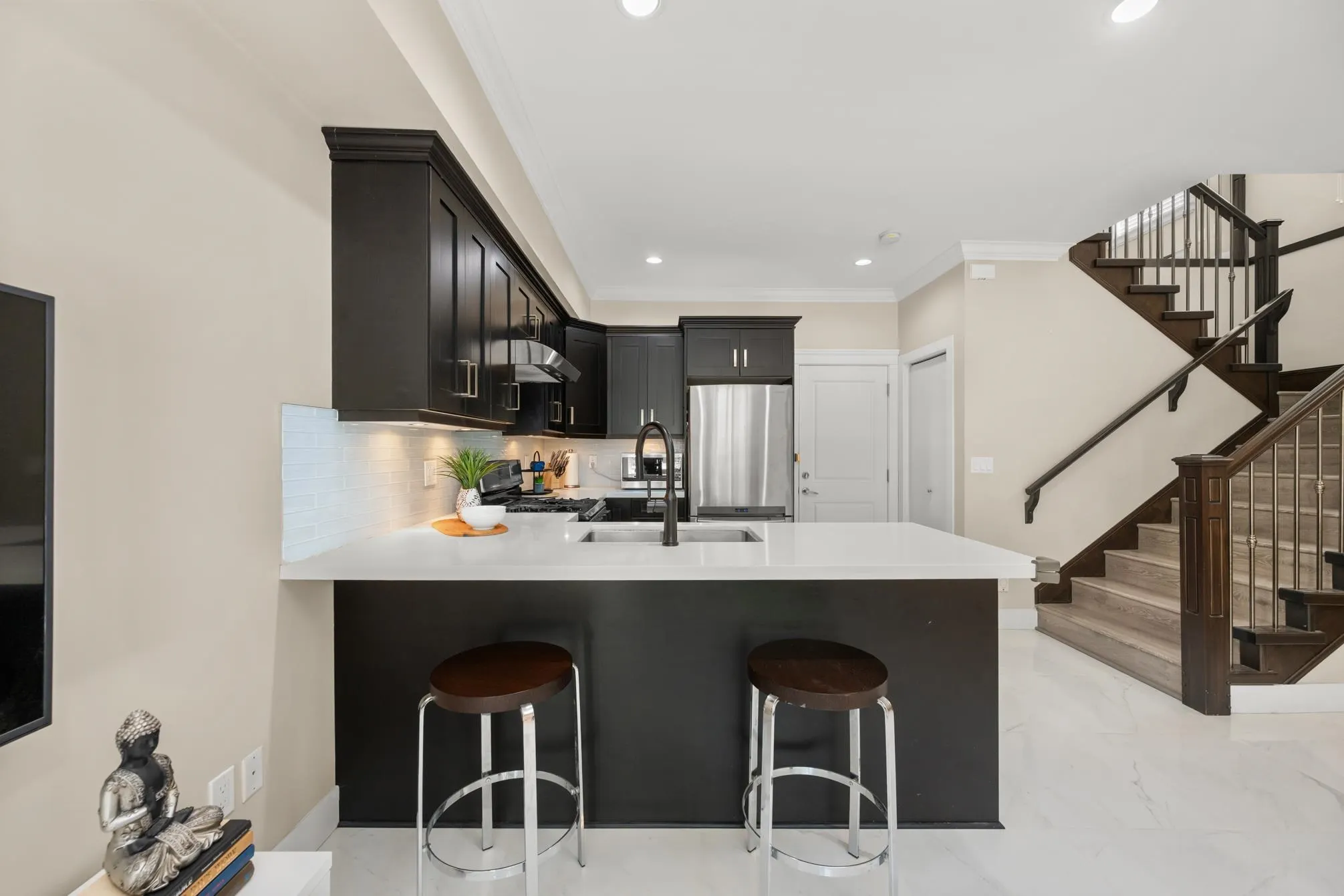 9 9131 Williams Road