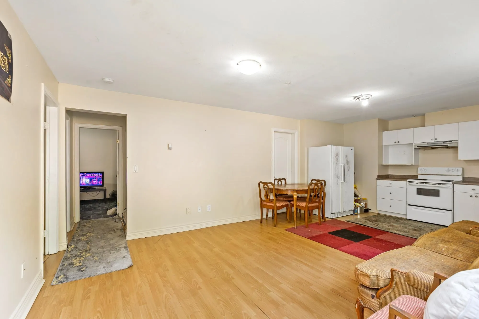 11393 Royal Crescent