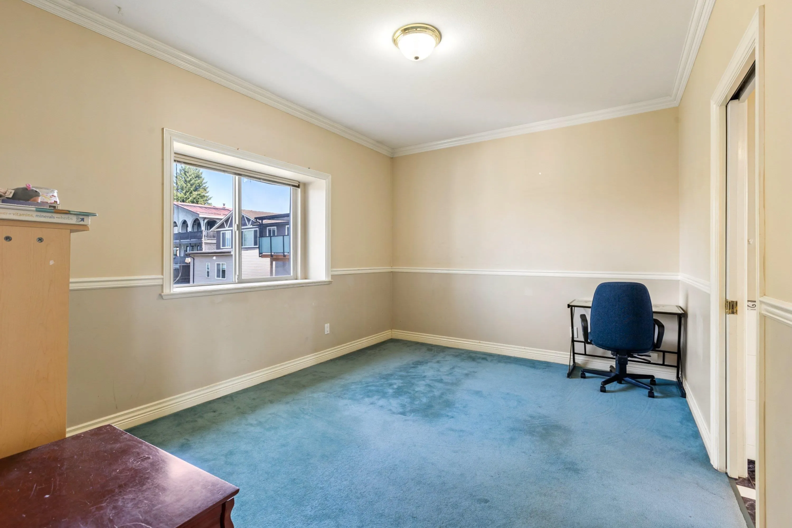11393 Royal Crescent