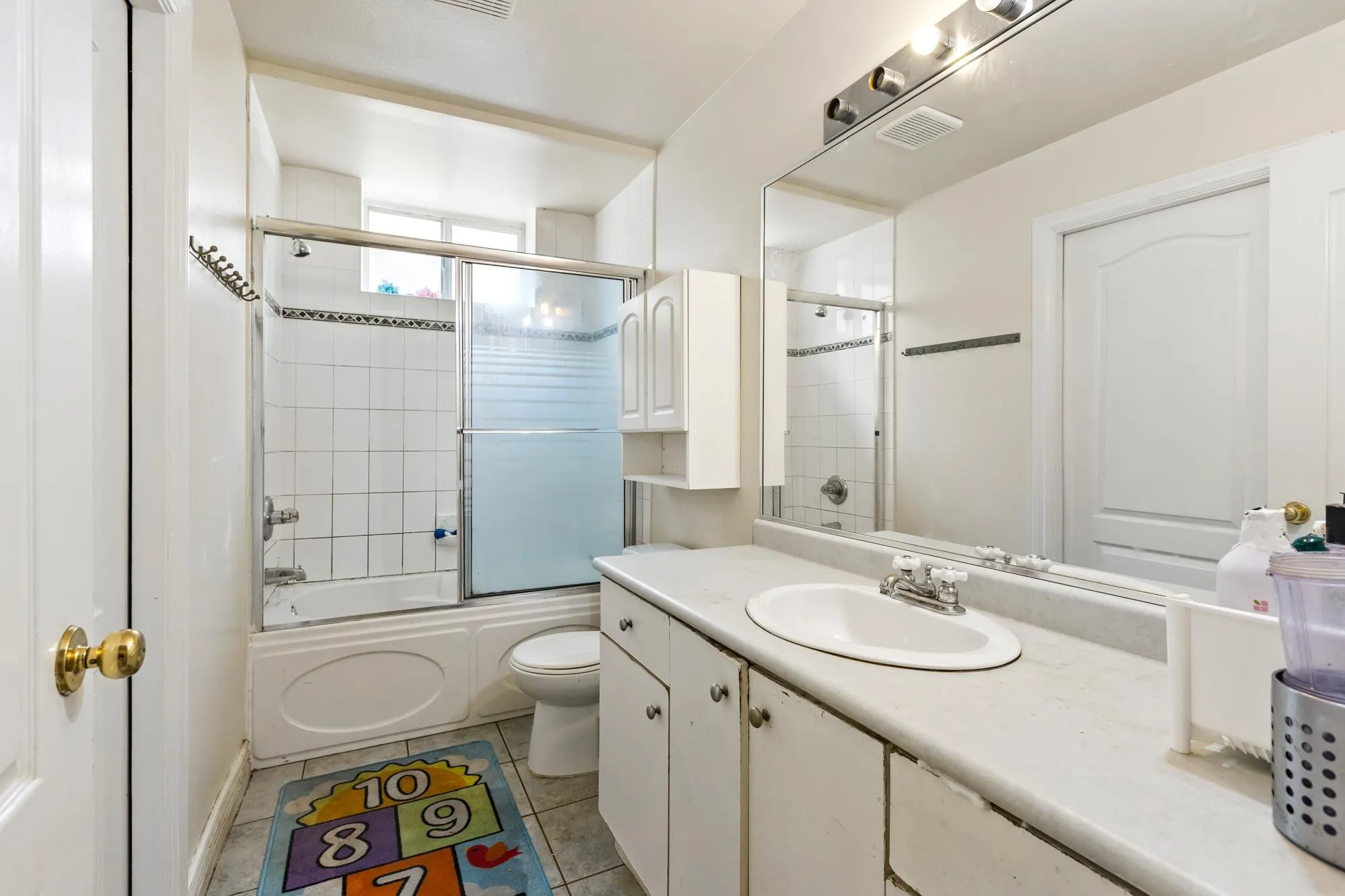 11393 Royal Crescent