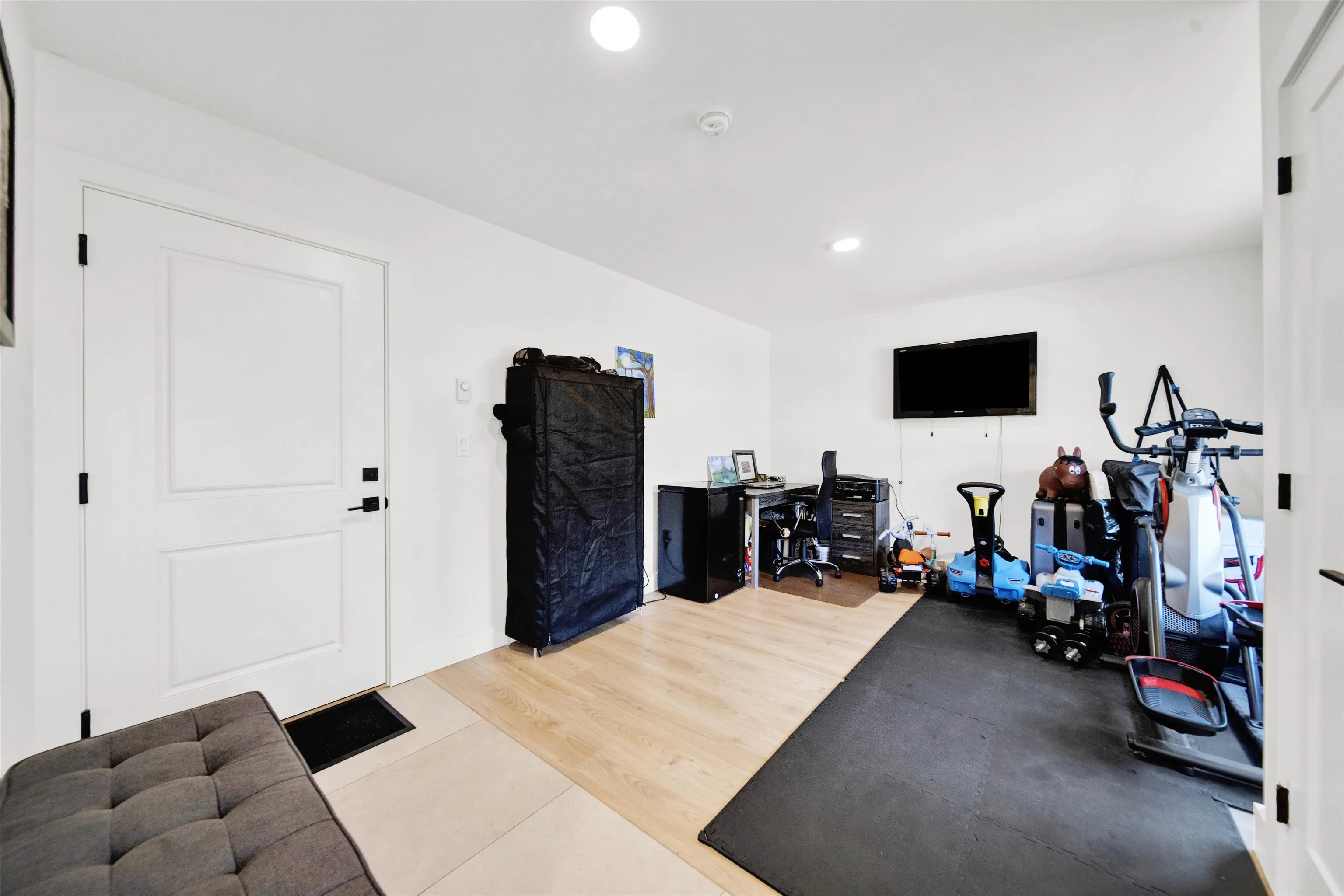 10 19255 Aloha Drive