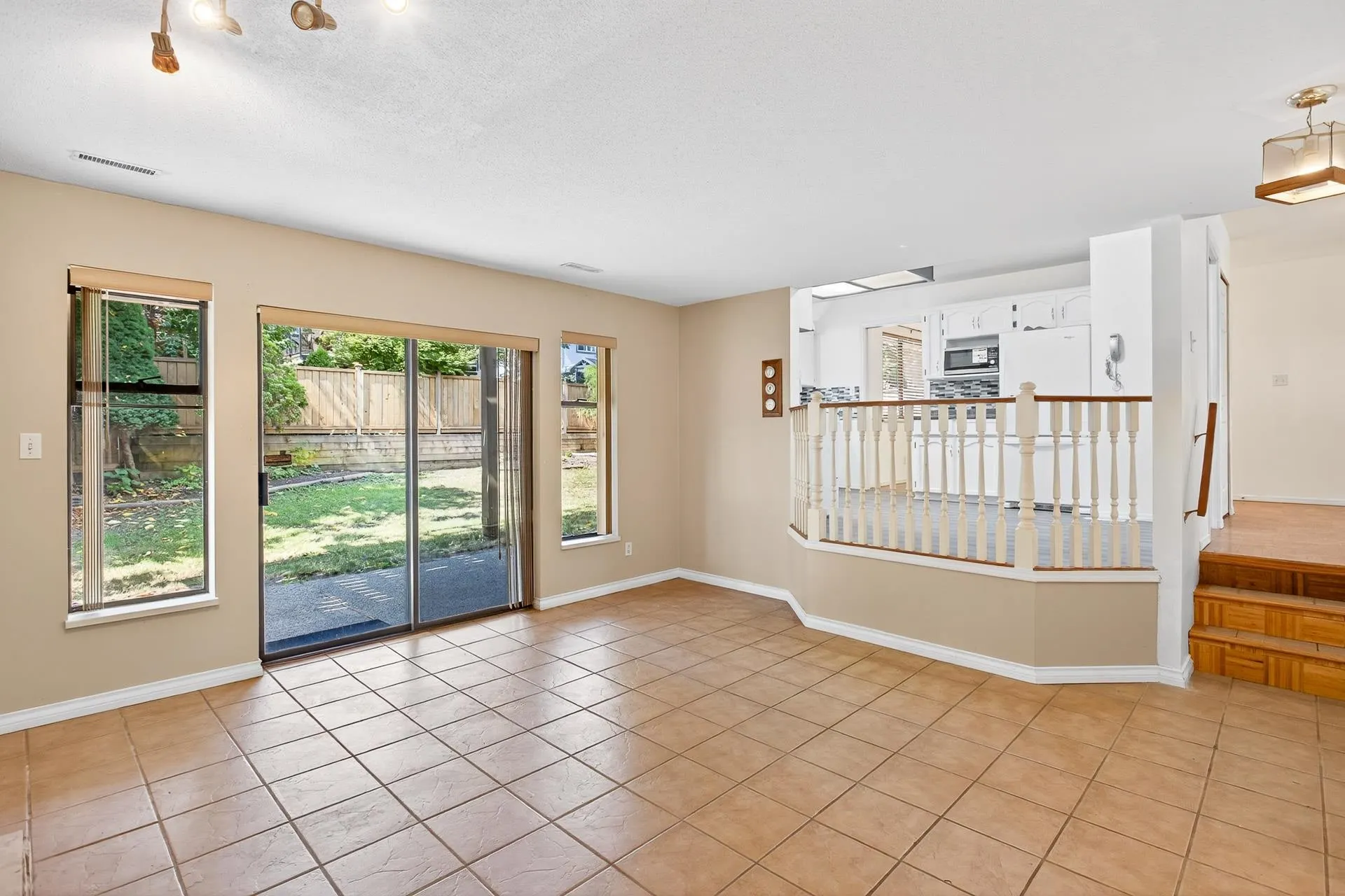 2242 Rampart Place