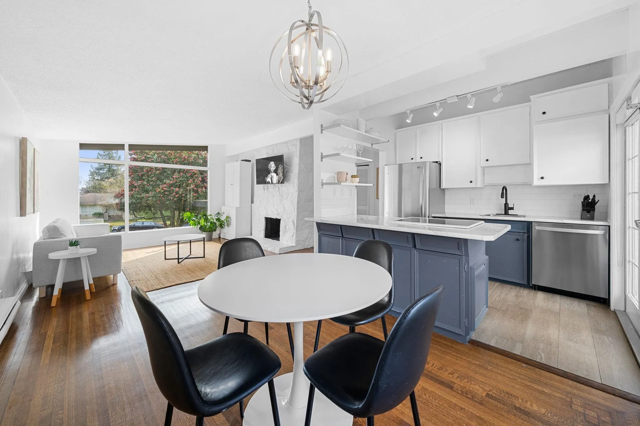 530 W 14th Street