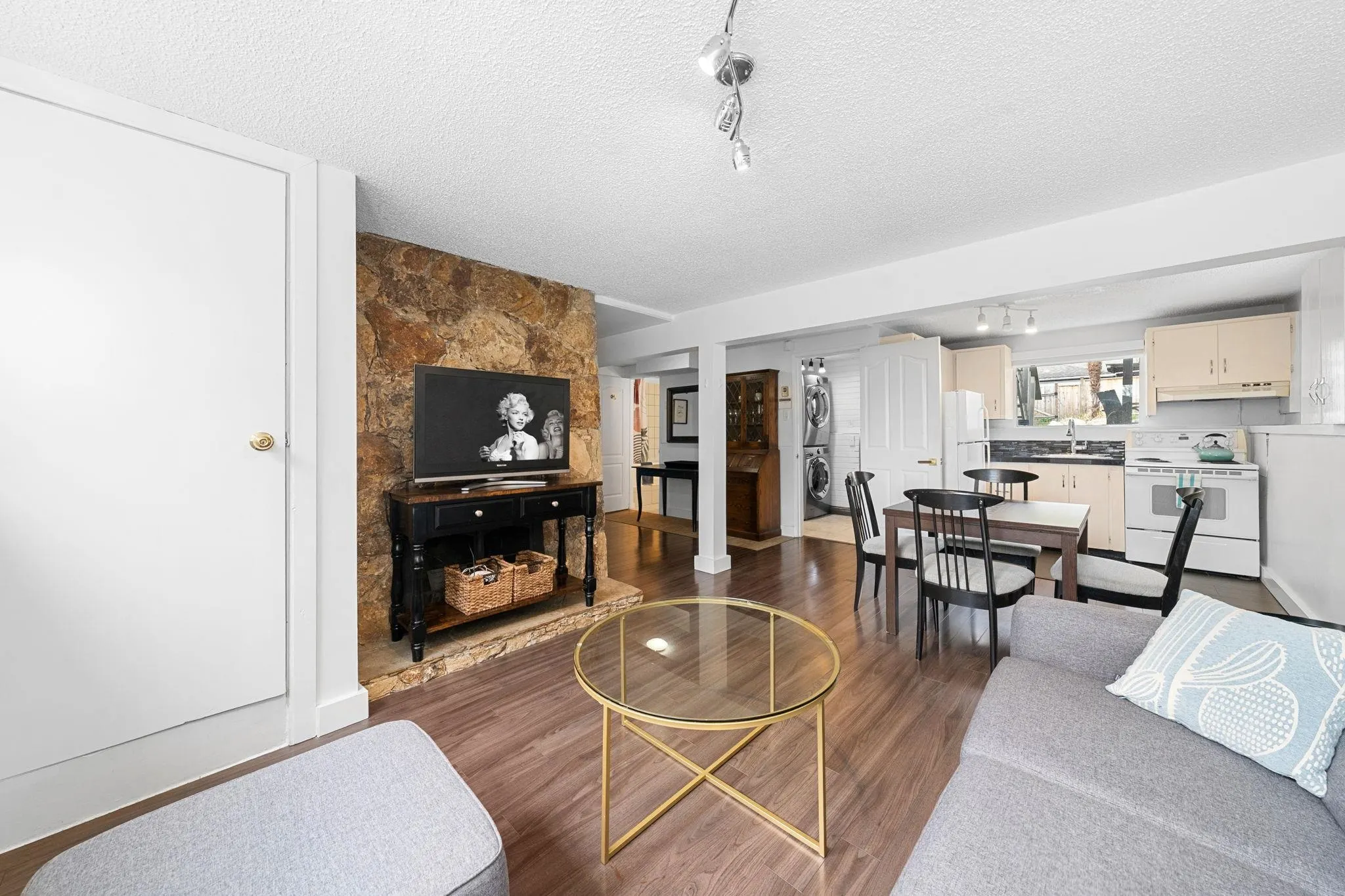 530 W 14th Street