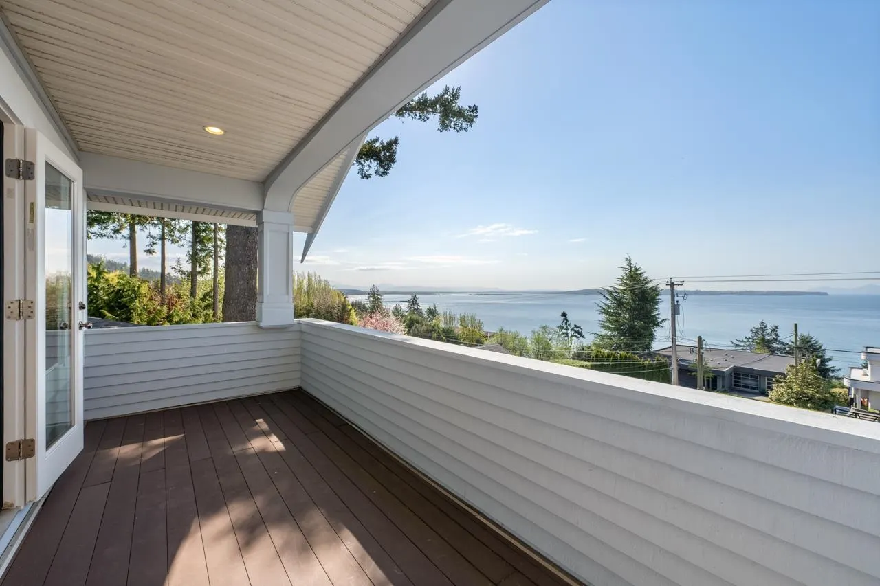 14213 Marine Drive