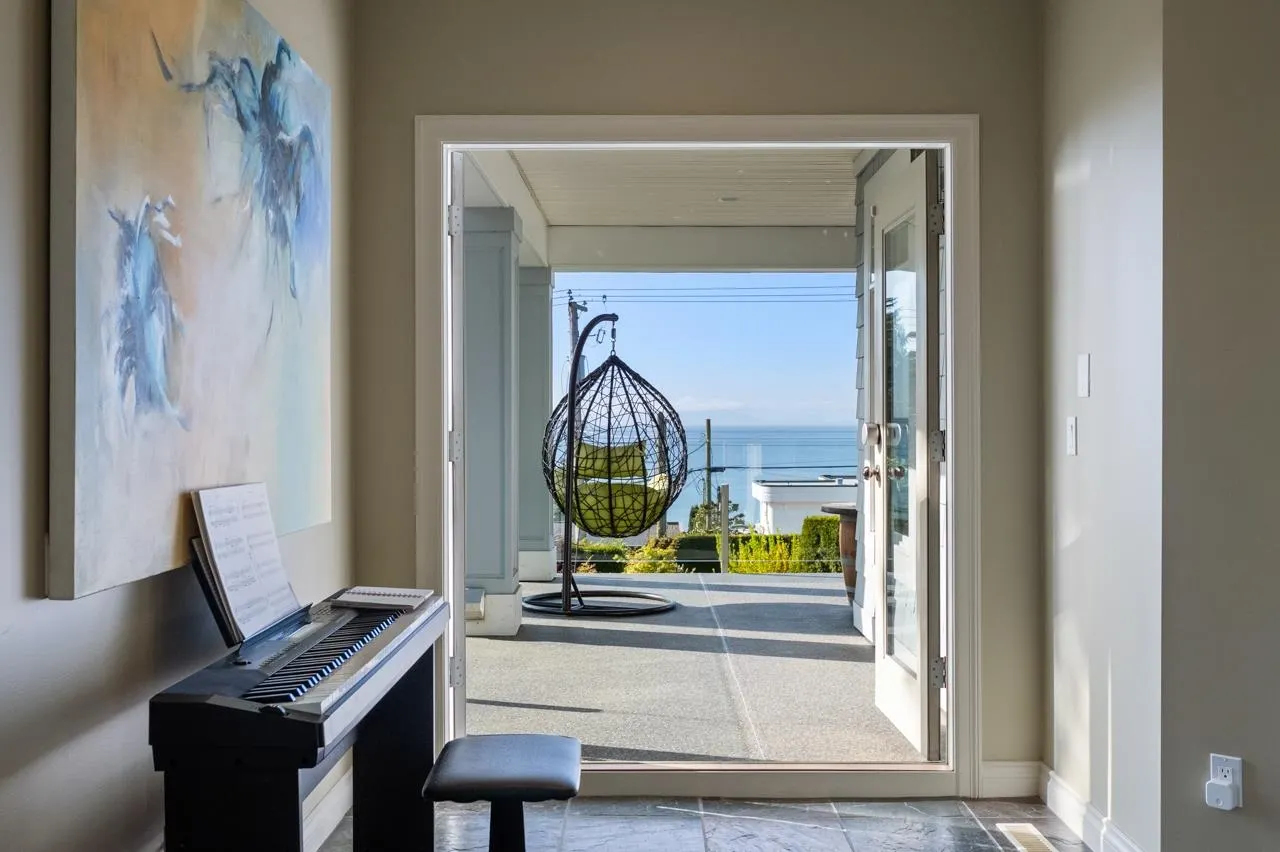 14213 Marine Drive