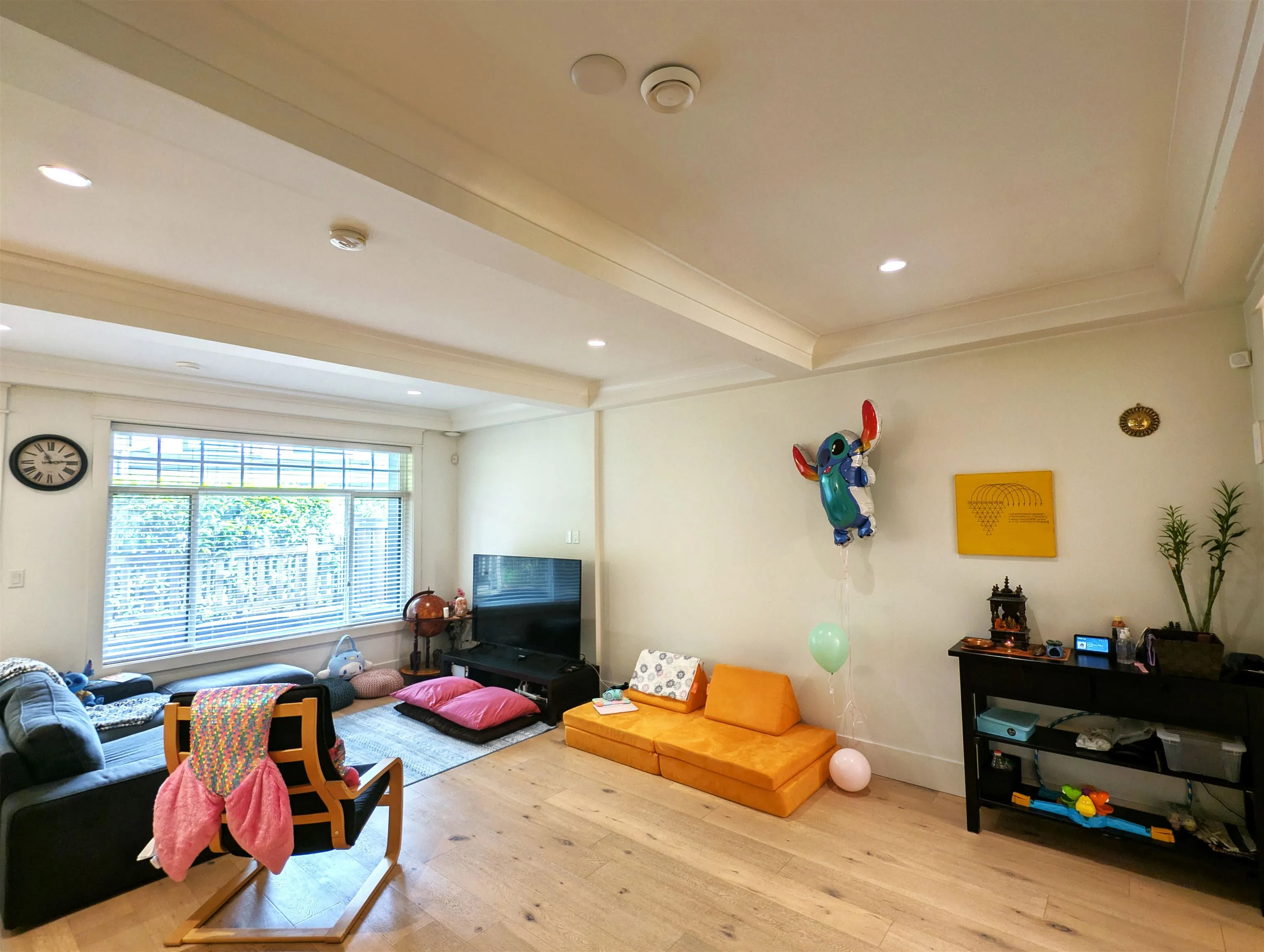 14 8425 Venture Way