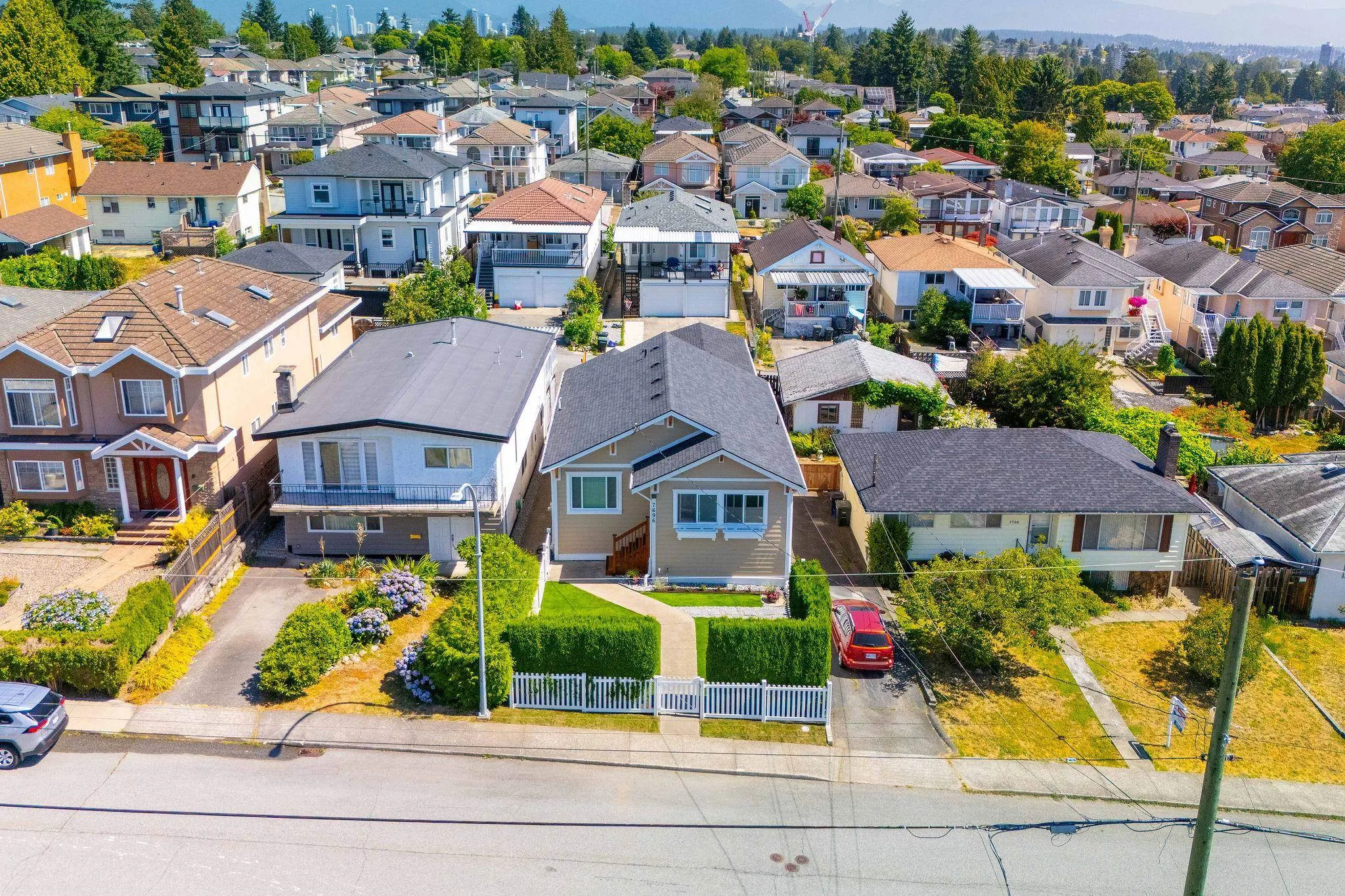 7696 Davies Street