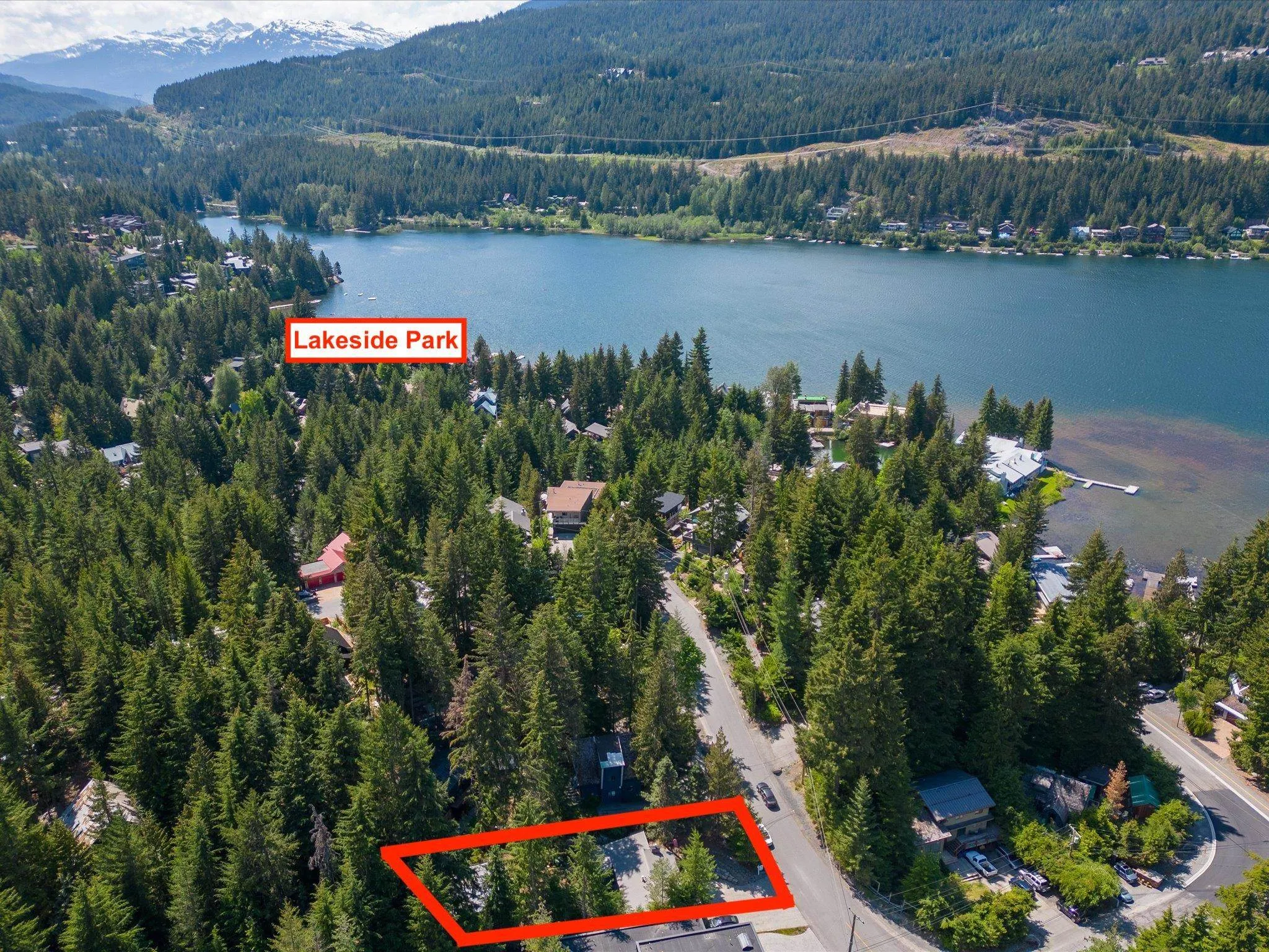 3106 Tyrol Crescent