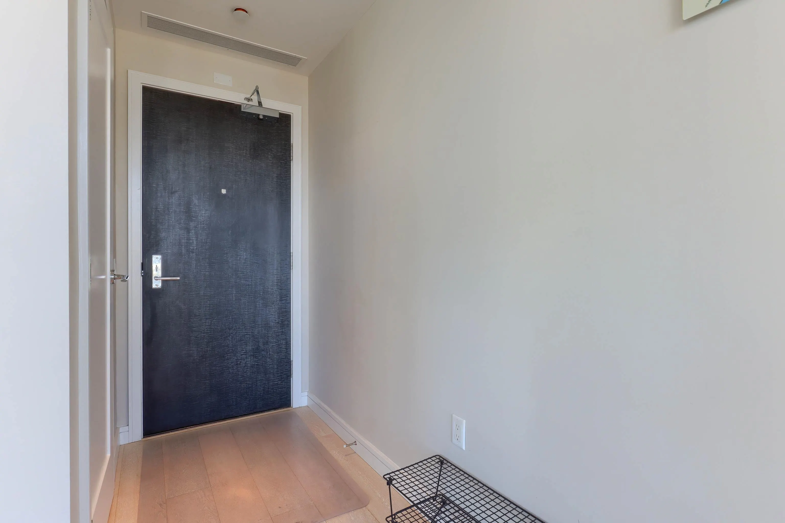 1602 1221 Bidwell Street