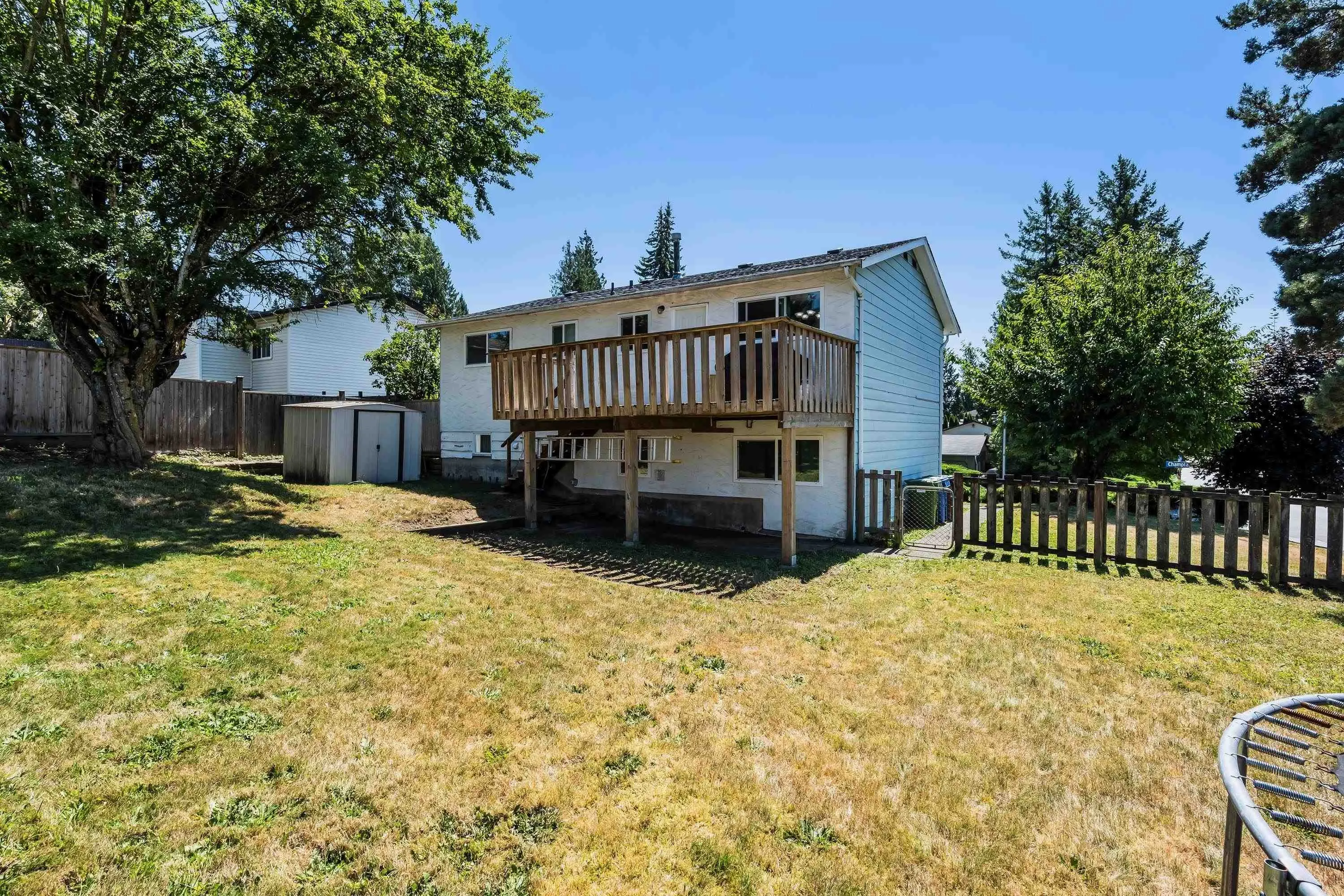 34805 Champlain Crescent