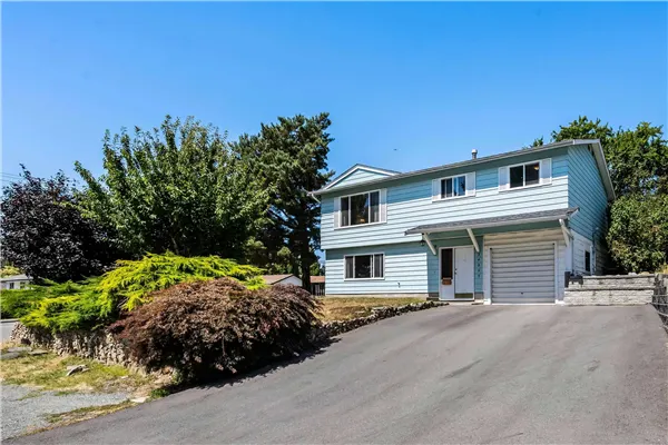 34805 Champlain Crescent