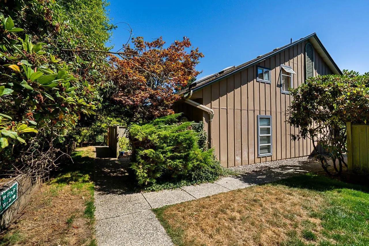 34 900 W 17th Street