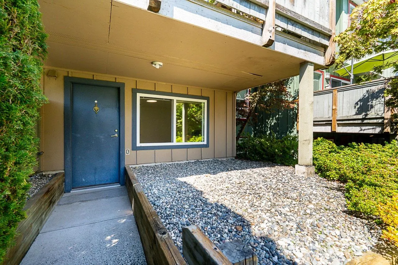 34 900 W 17th Street