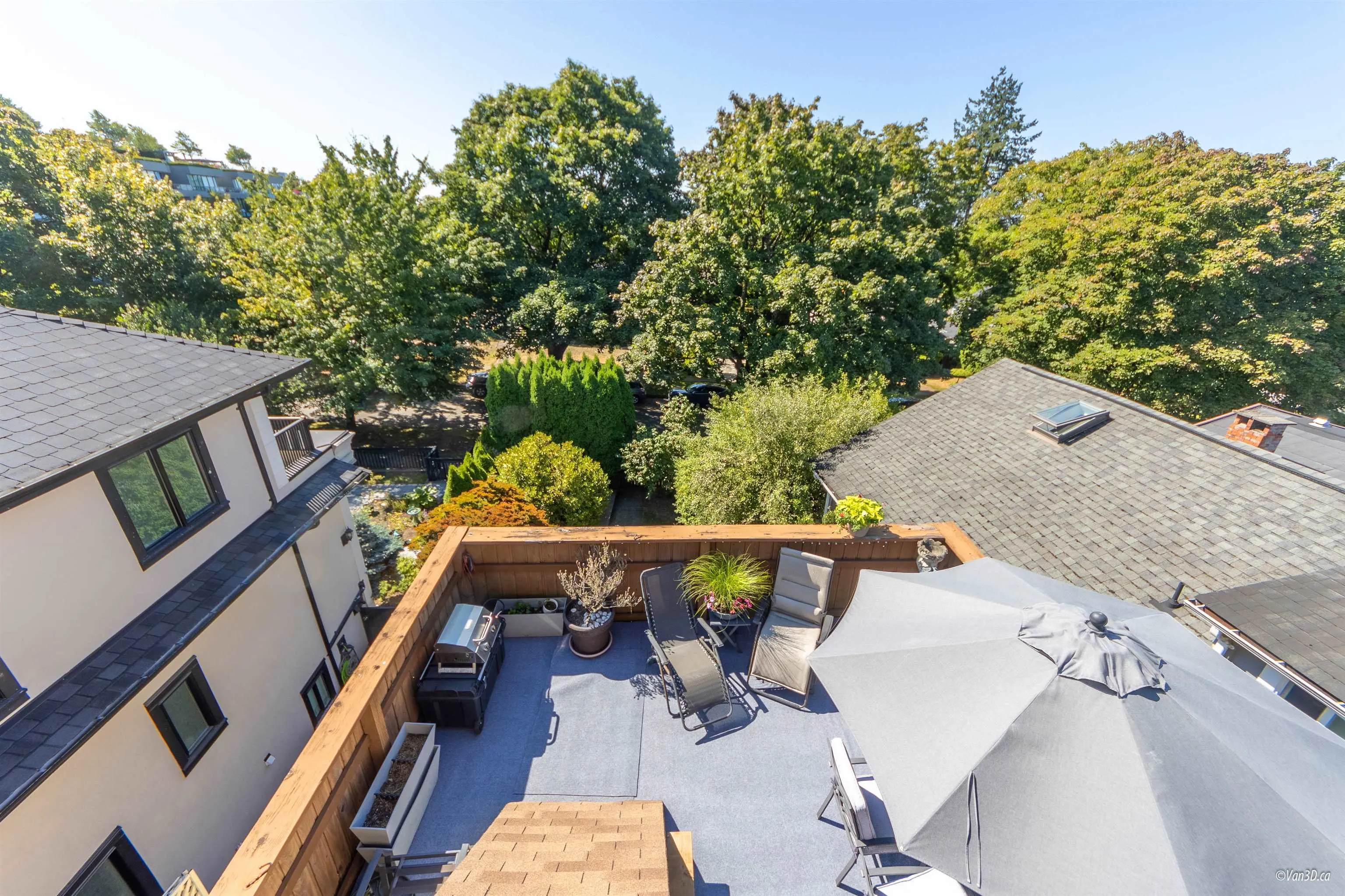 2141 W 47th Avenue