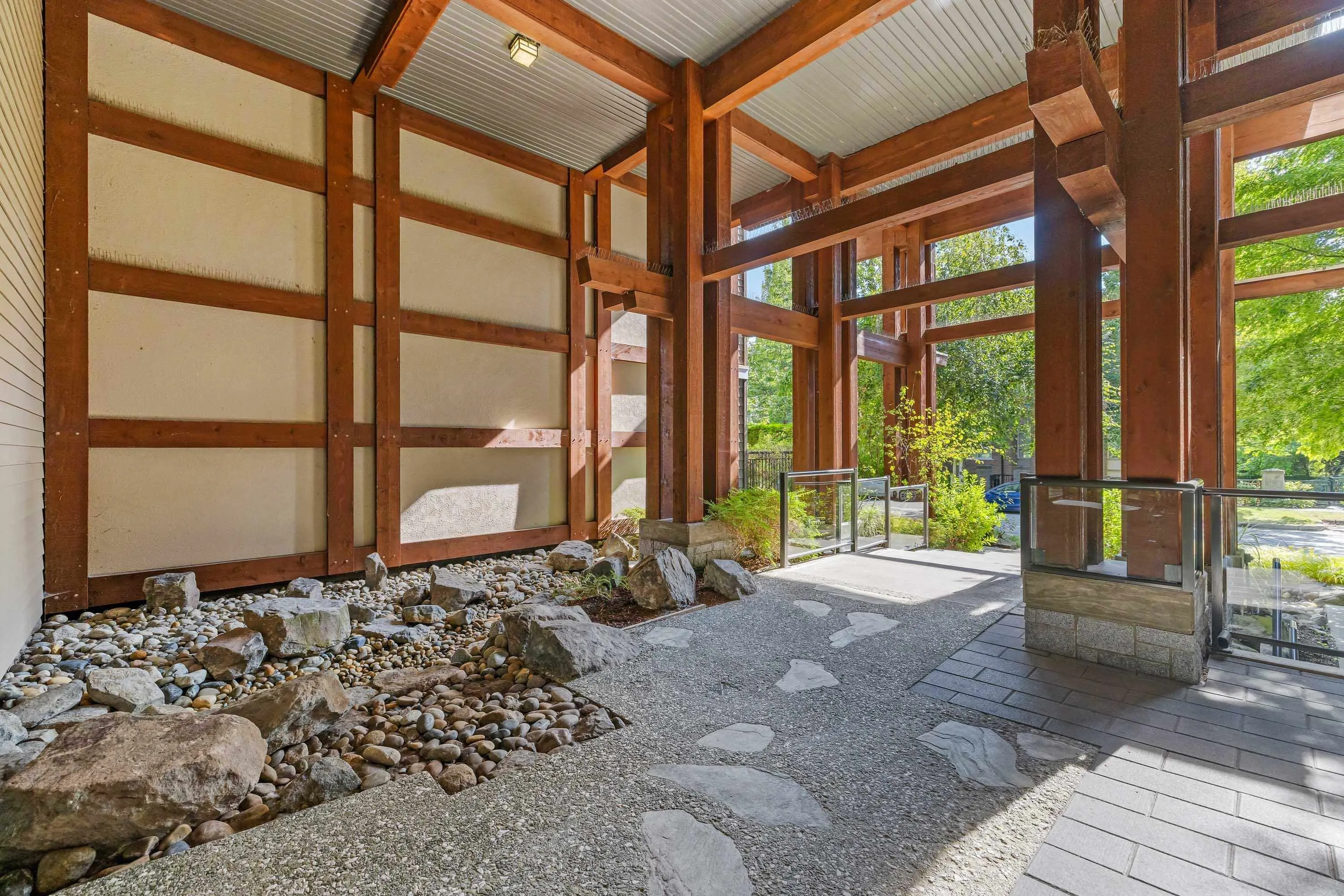 120 6328 Larkin Drive