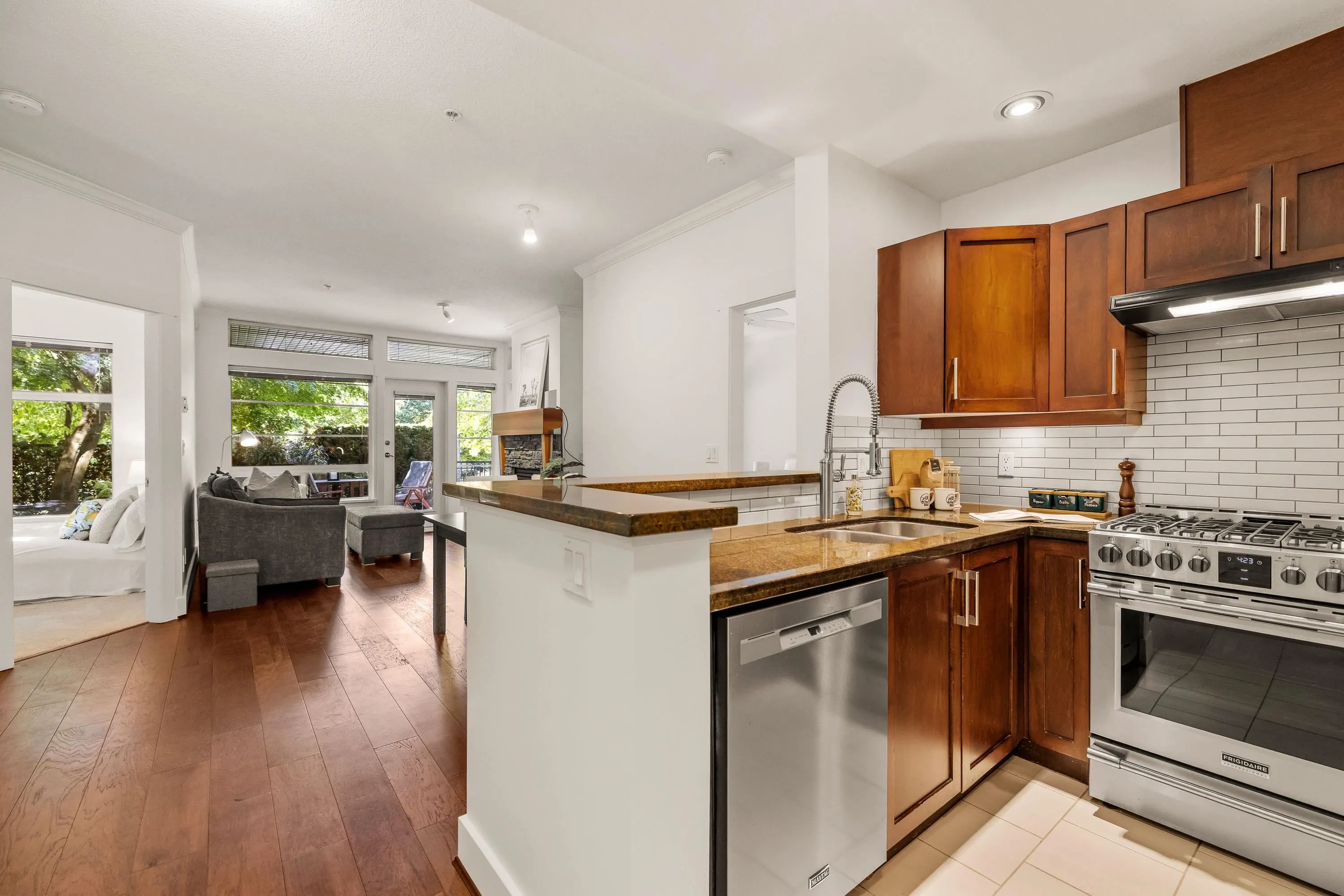 120 6328 Larkin Drive