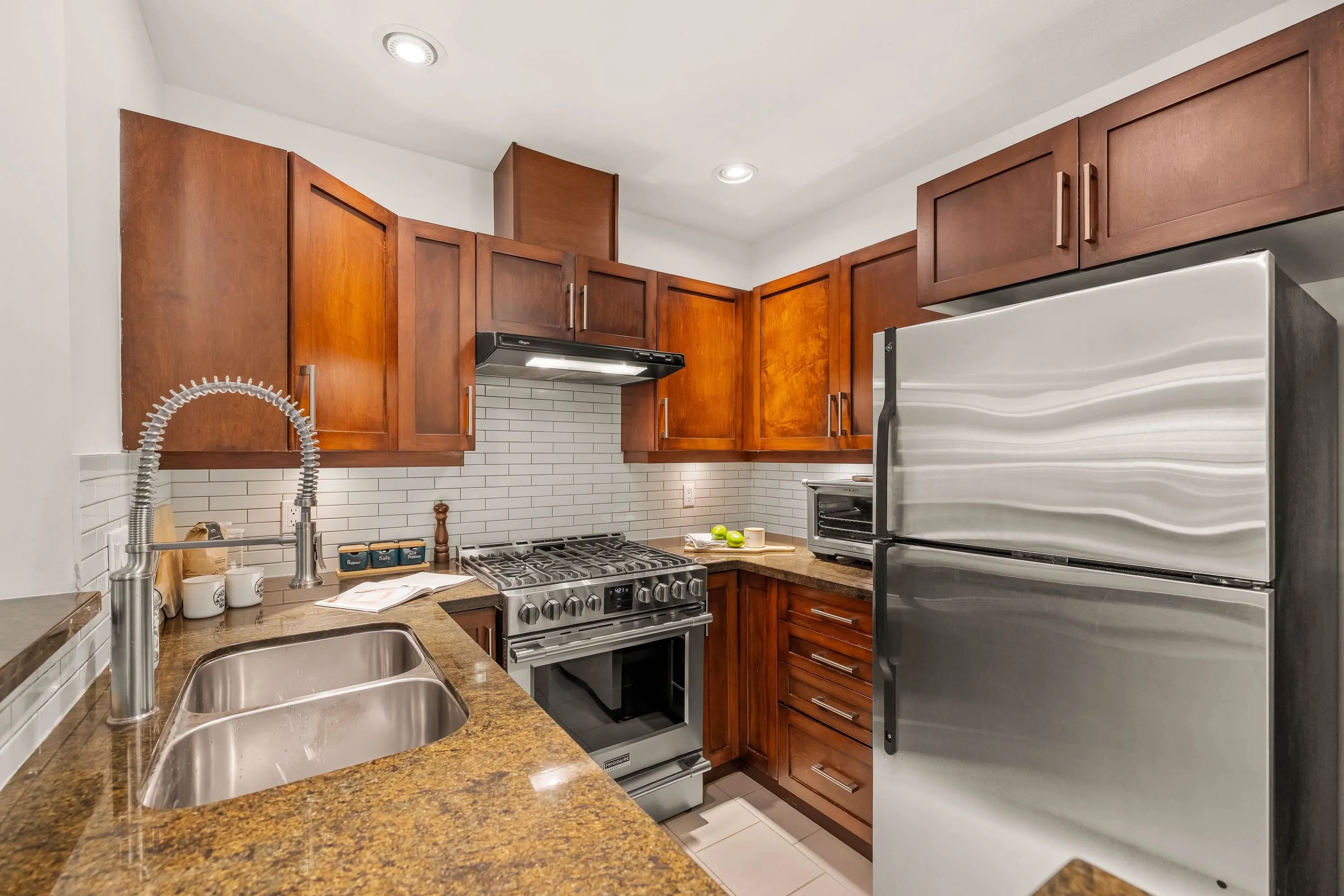 120 6328 Larkin Drive