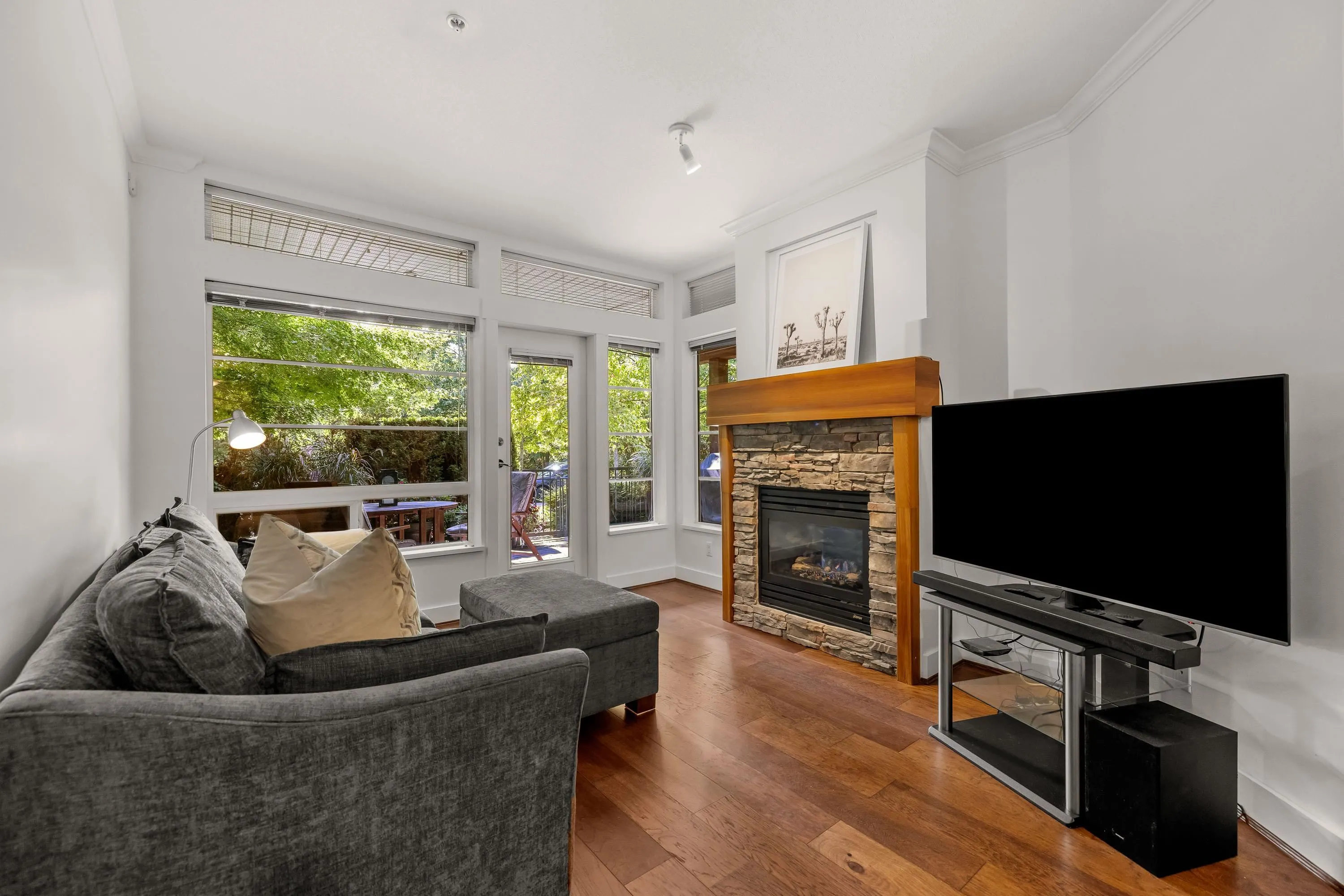 120 6328 Larkin Drive