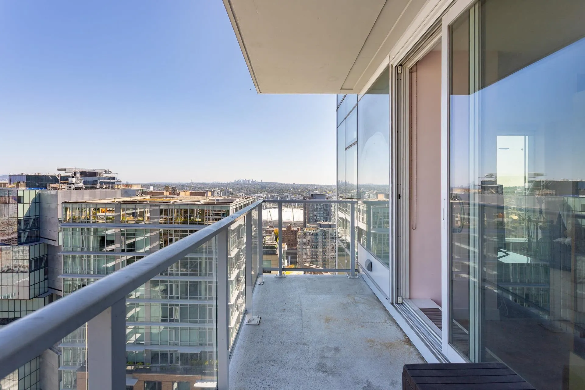 3609 777 Richards Street