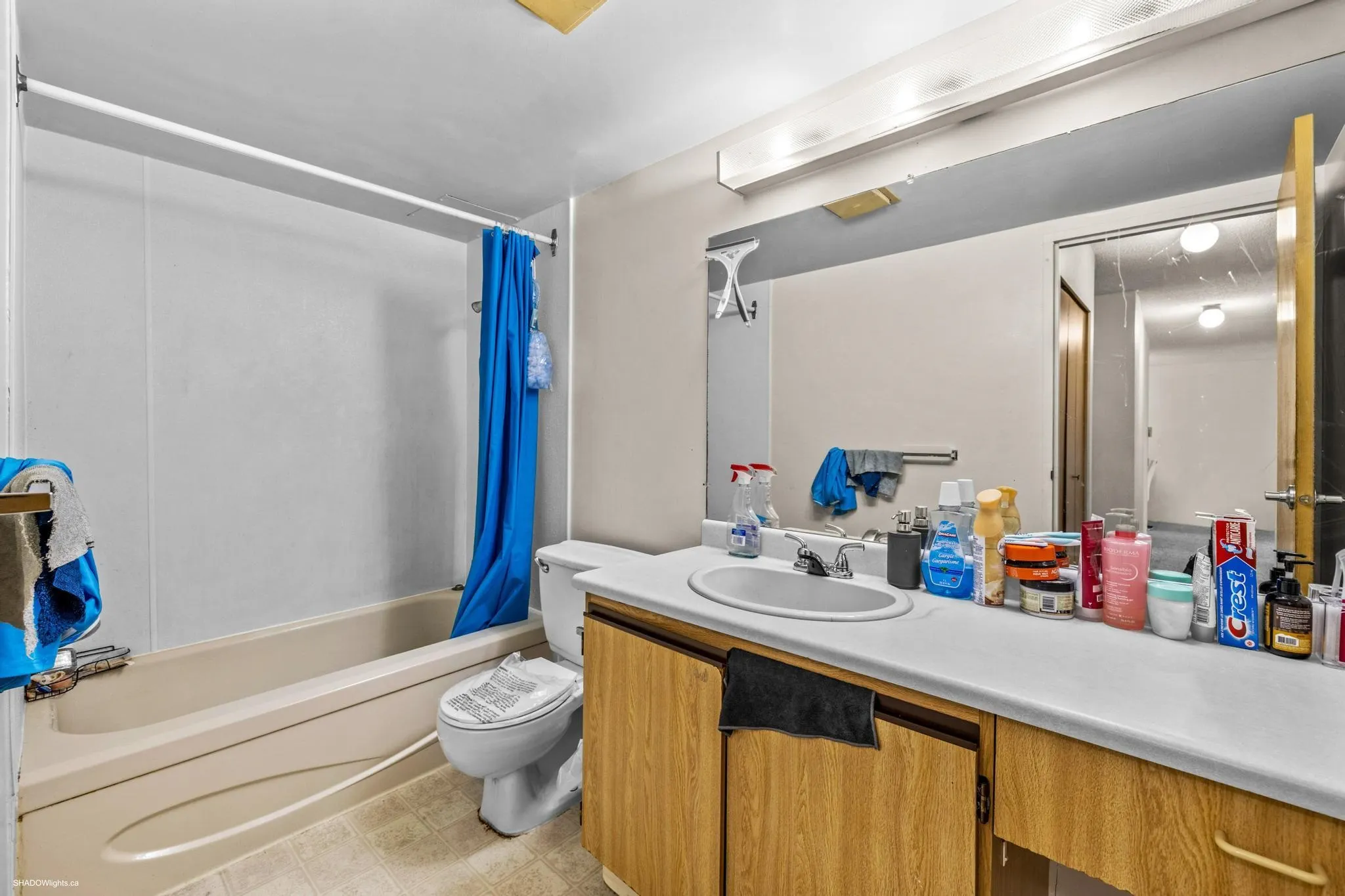 211 8400 Lansdowne Road