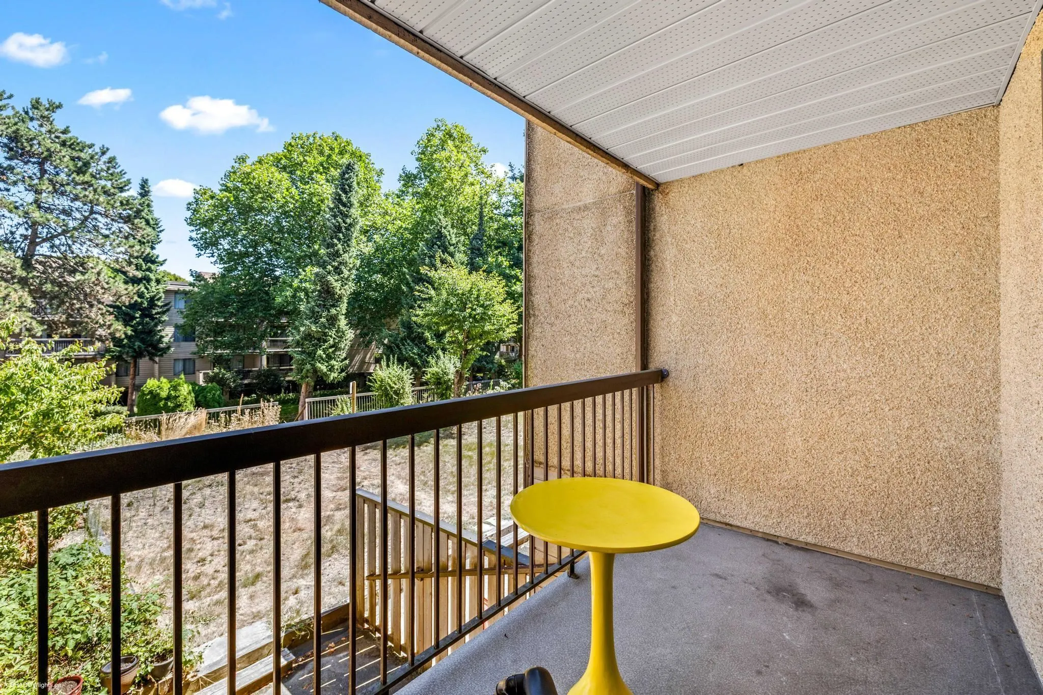 211 8400 Lansdowne Road