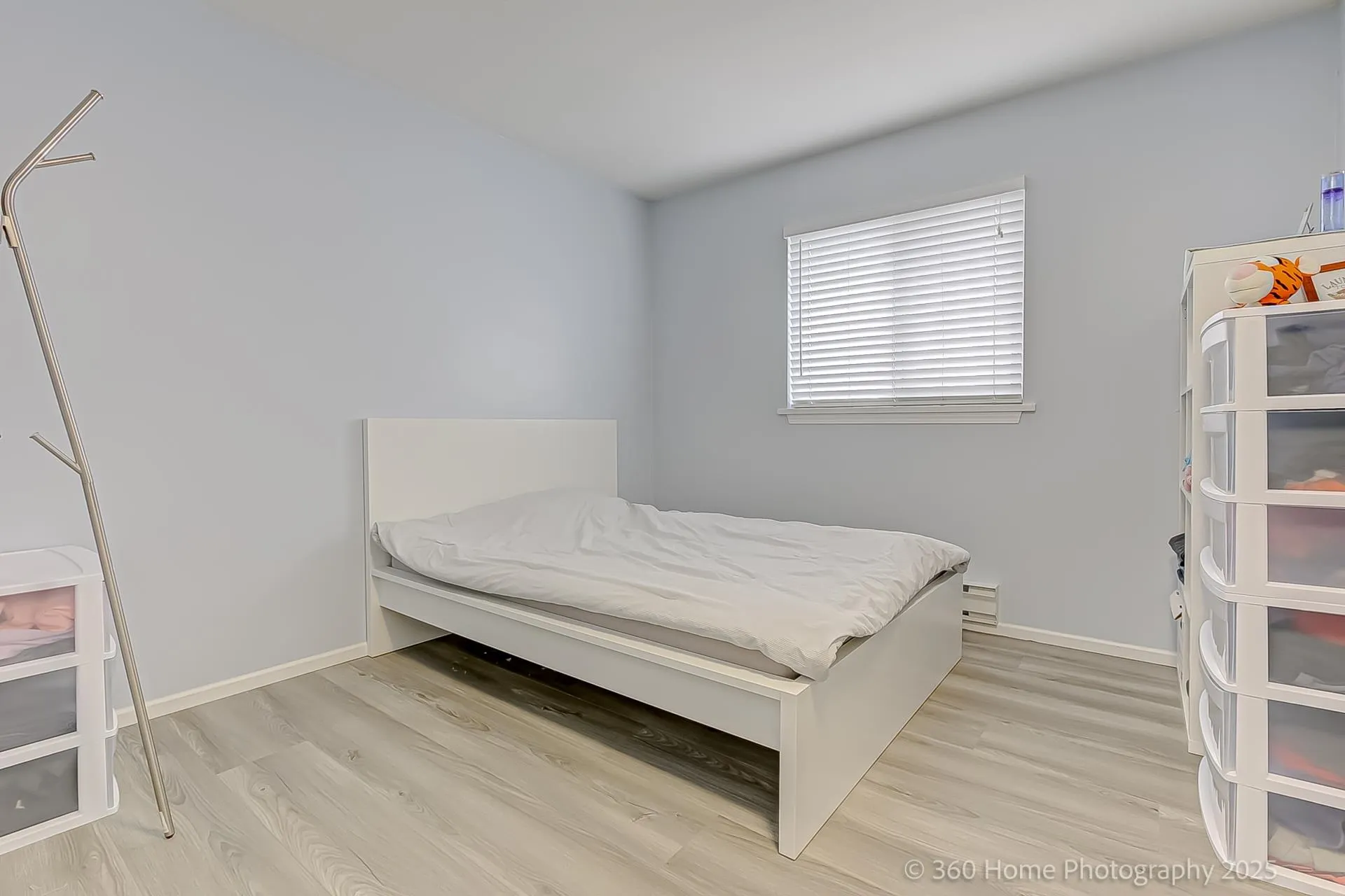 19088 63b Avenue