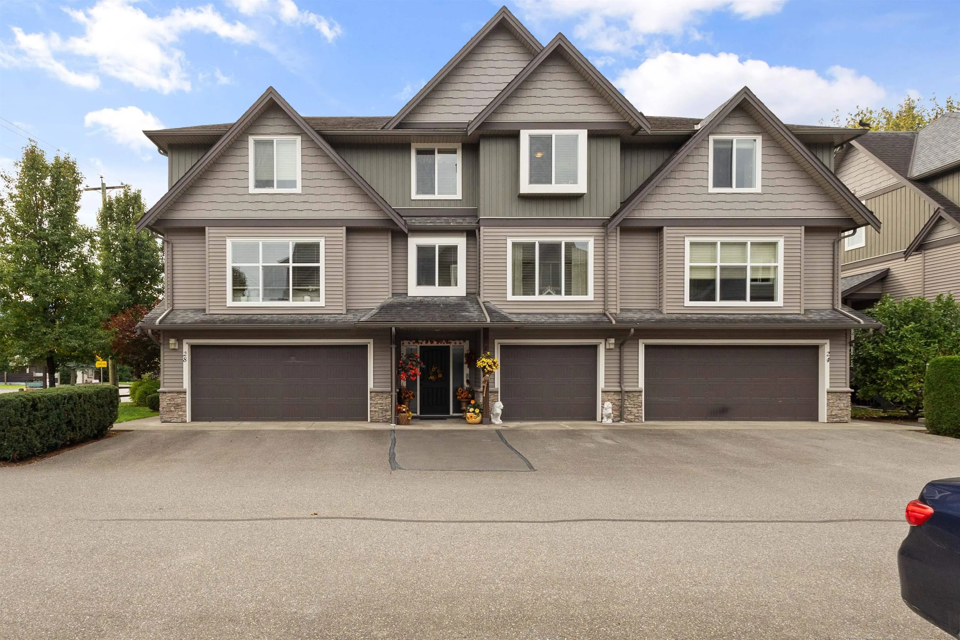 26 1609 Agassiz-Rosedale Highway No 9 Highway