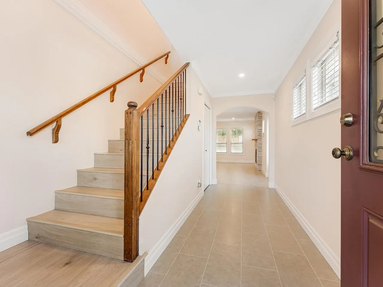8 6449 Blackwood Lane