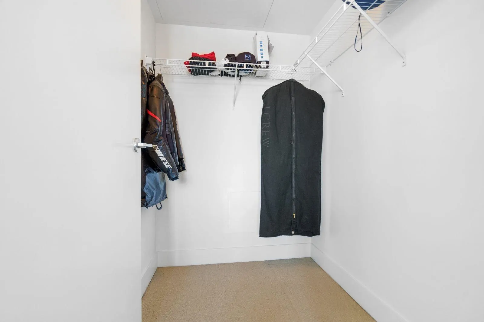 1401 1550 Fern Street