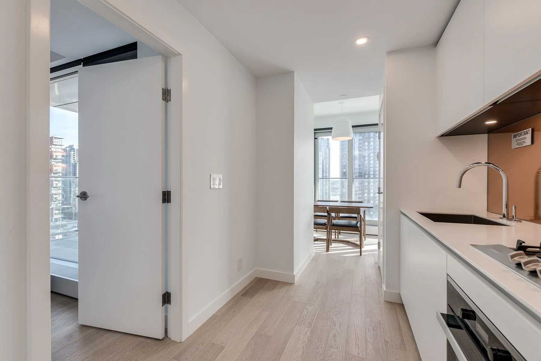 1802 1480 Howe Street