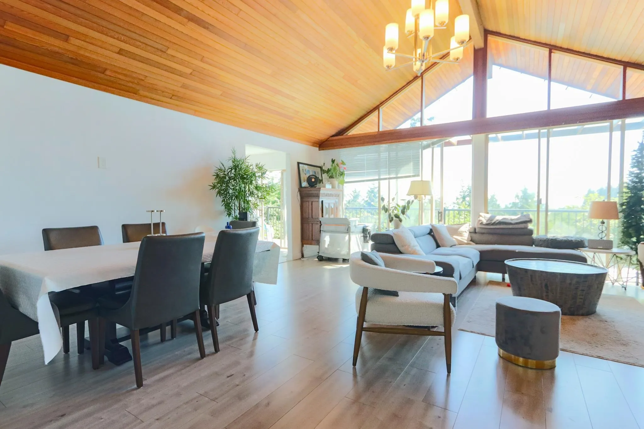 4591 Woodgreen Drive