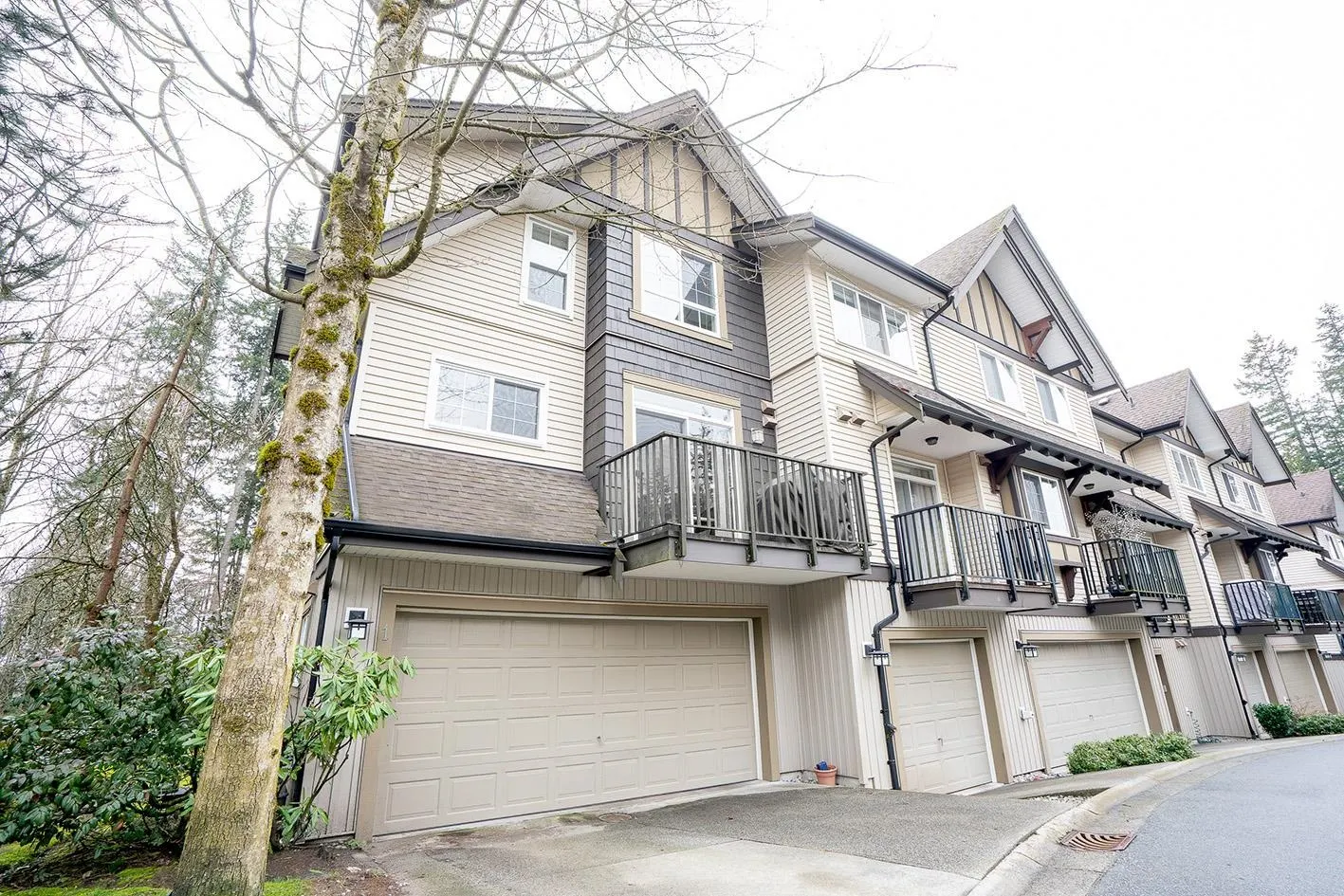1 2200 Panorama Drive