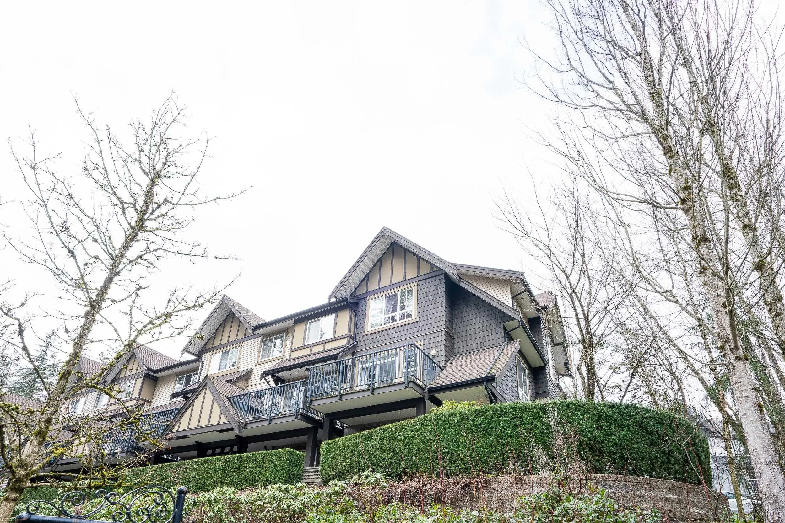 1 2200 Panorama Drive