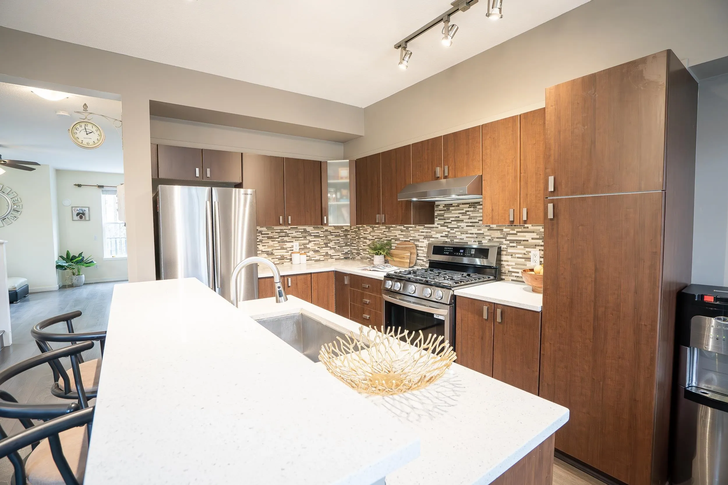 1 2200 Panorama Drive