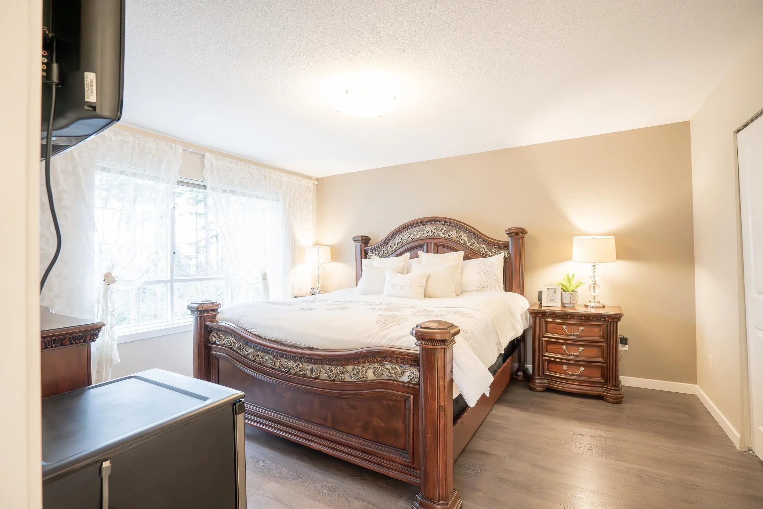 1 2200 Panorama Drive