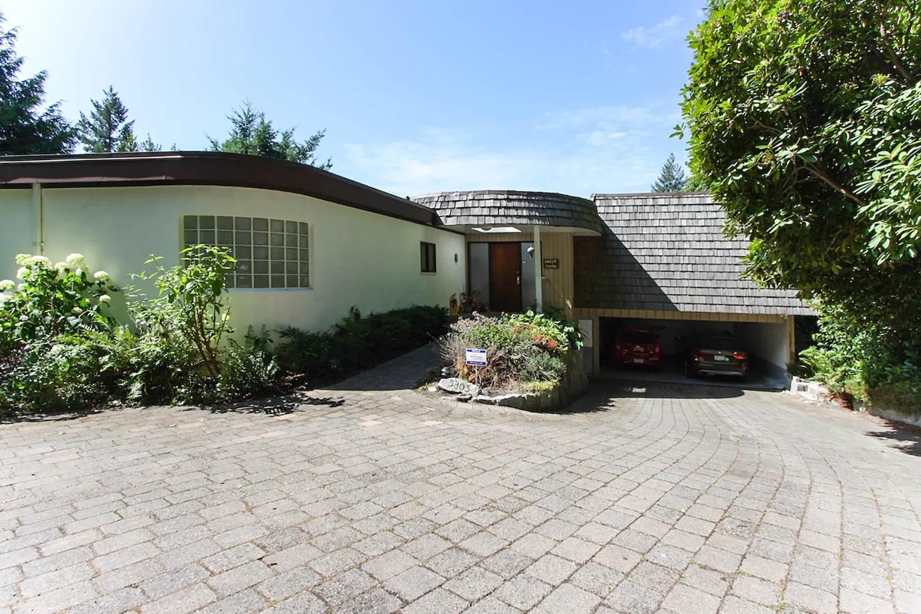 3803 Bayridge Avenue