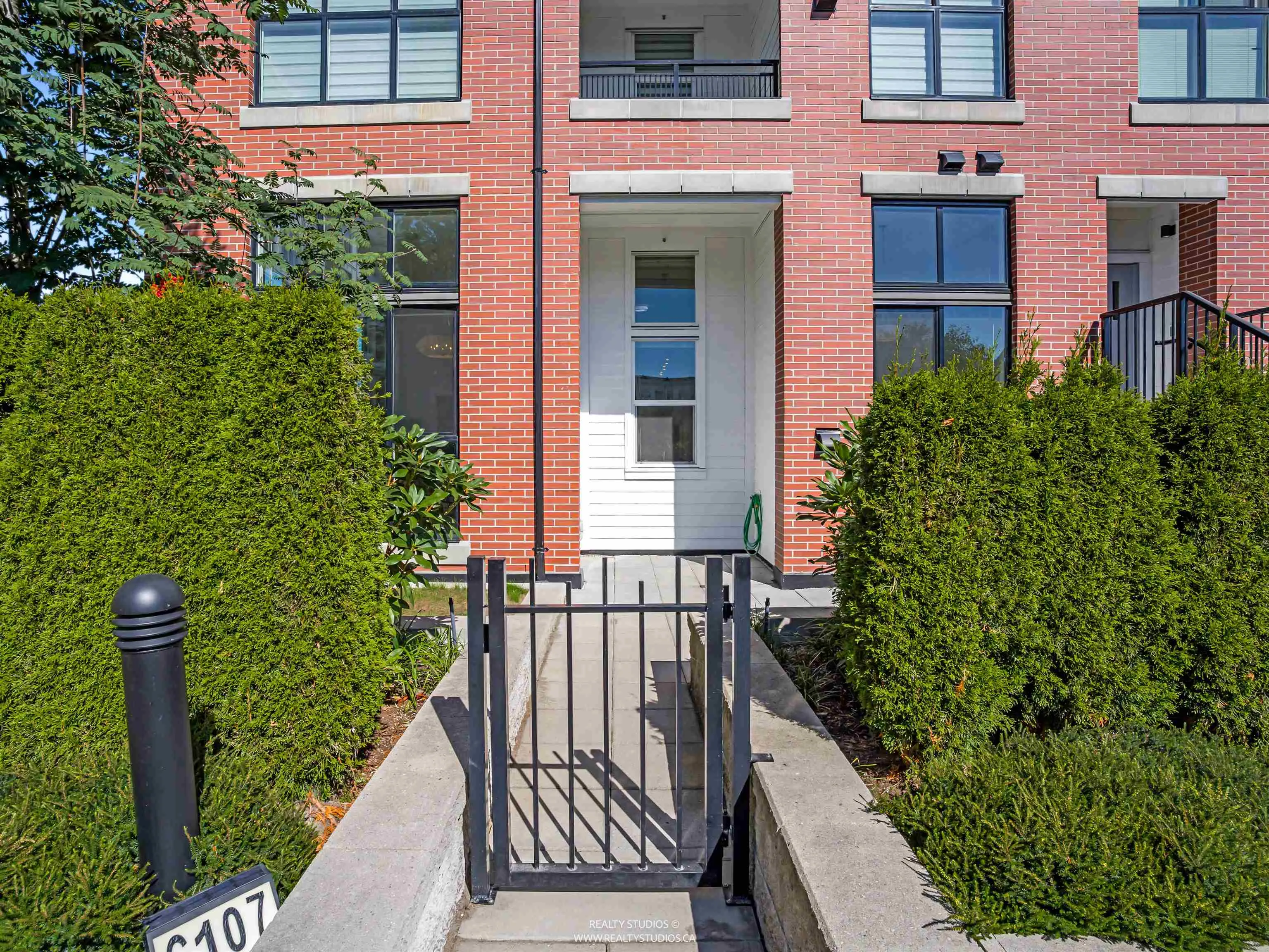 C107 8150 207 Street