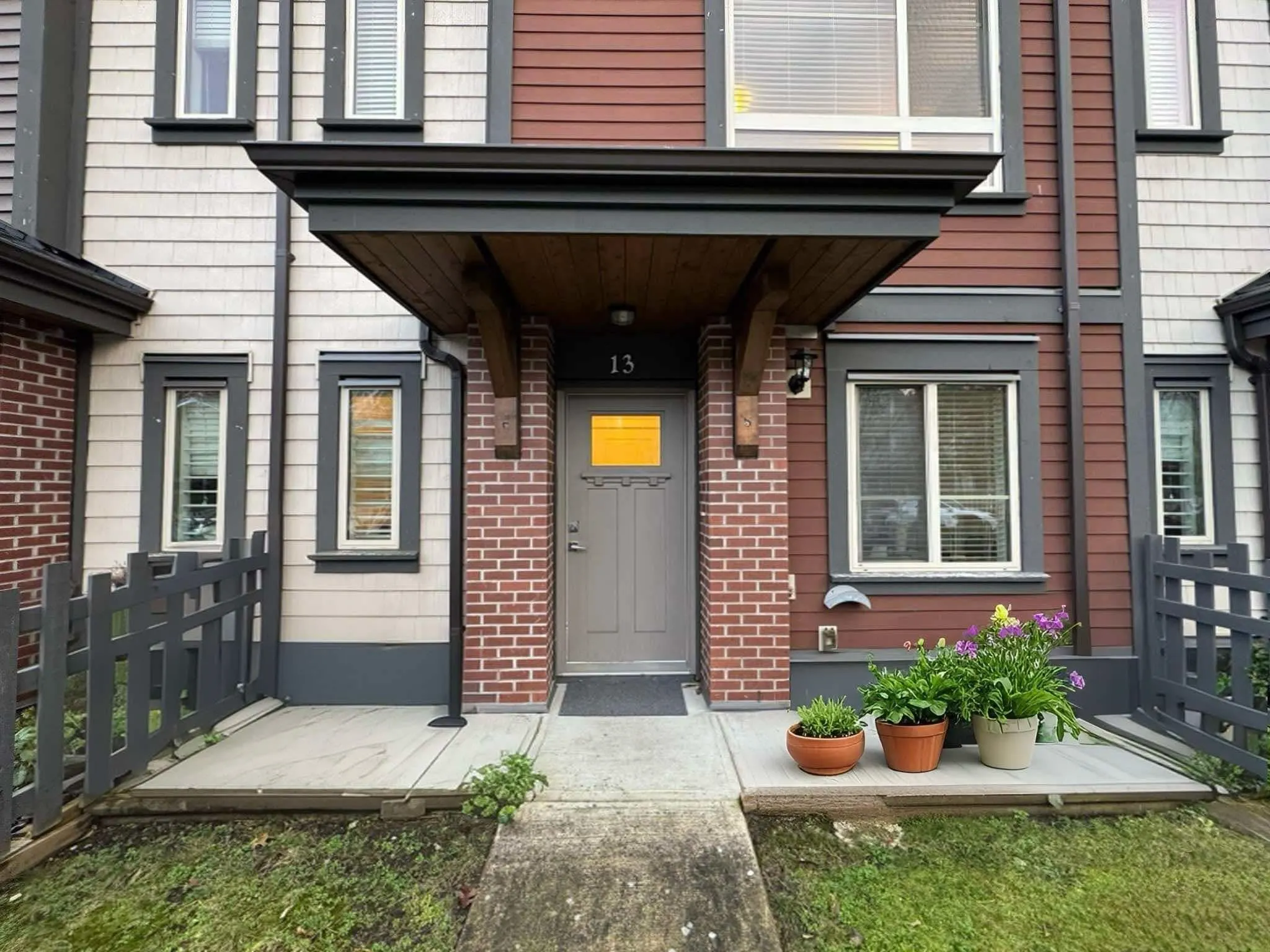 13 16127 87 Avenue