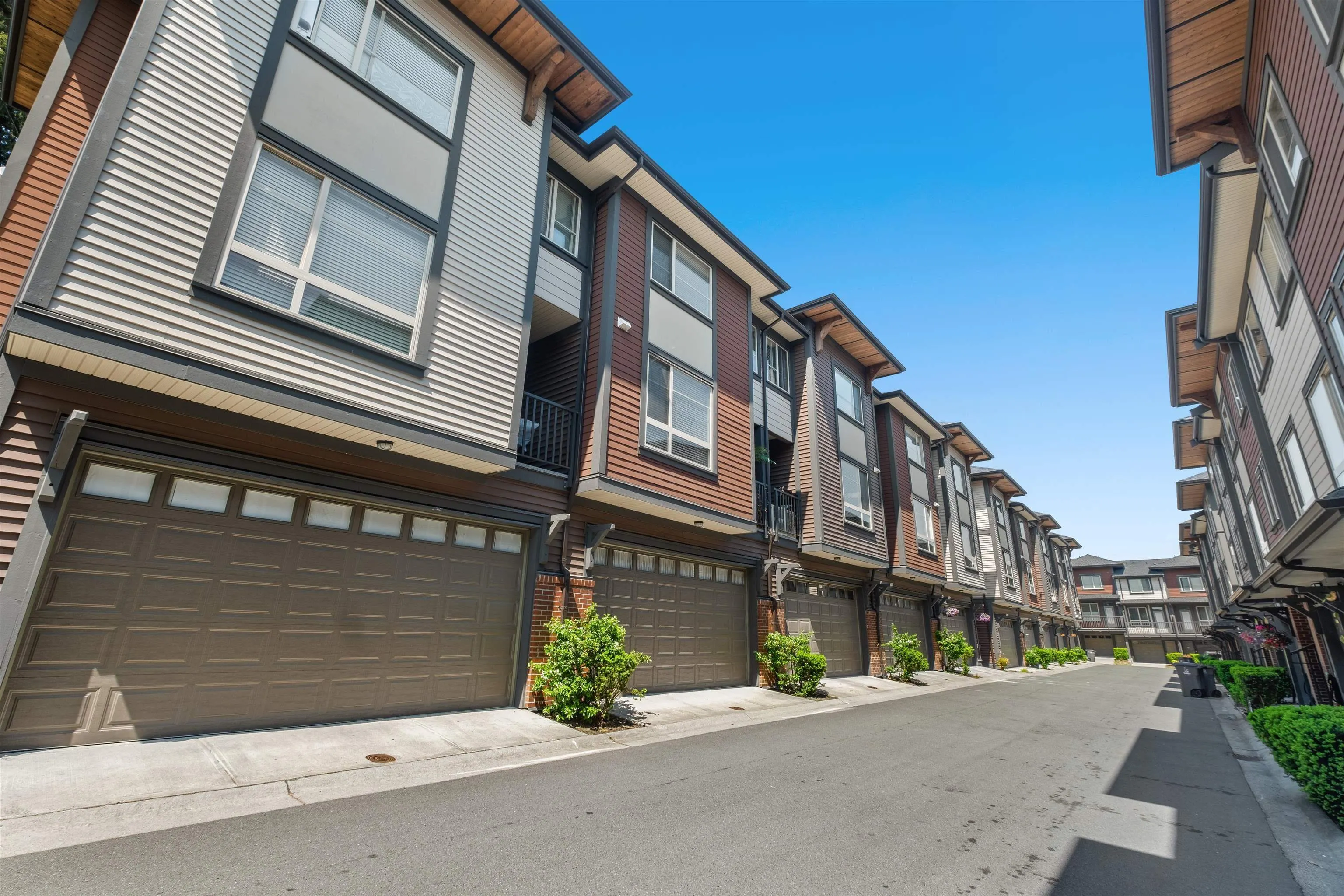 13 16127 87 Avenue