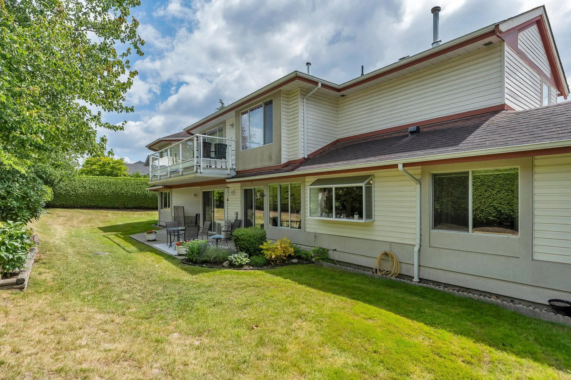 5 31406 Upper Maclure Road
