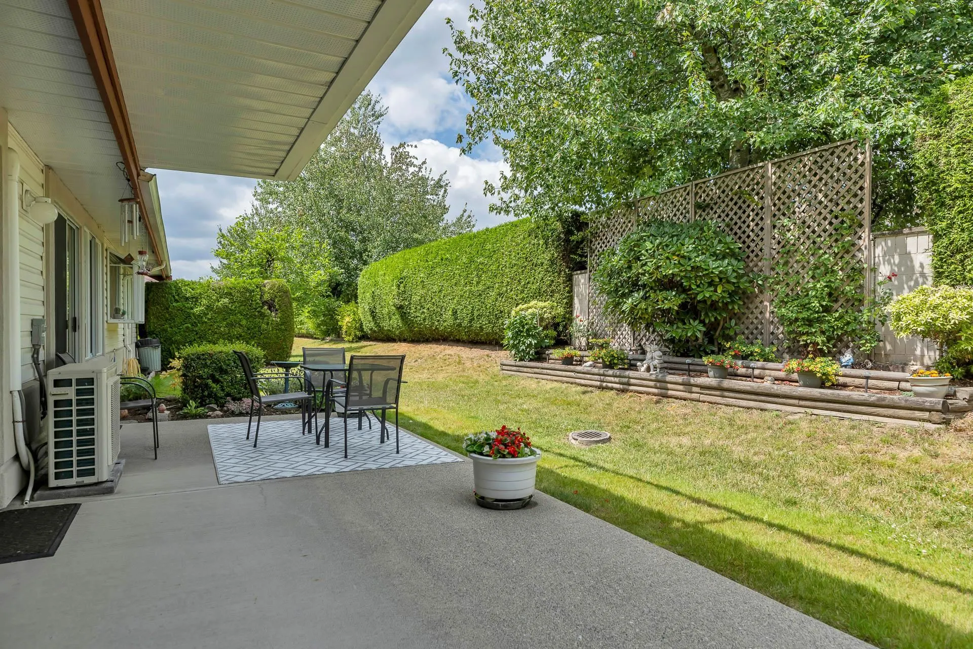 5 31406 Upper Maclure Road