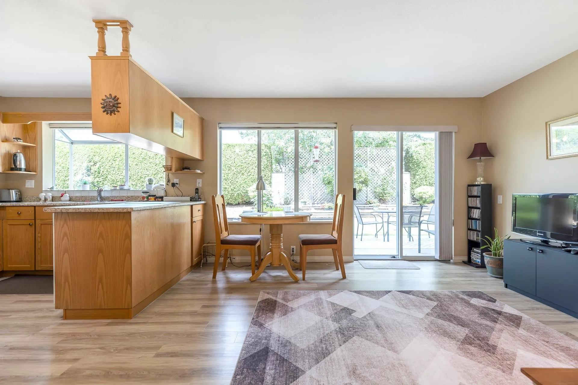 5 31406 Upper Maclure Road