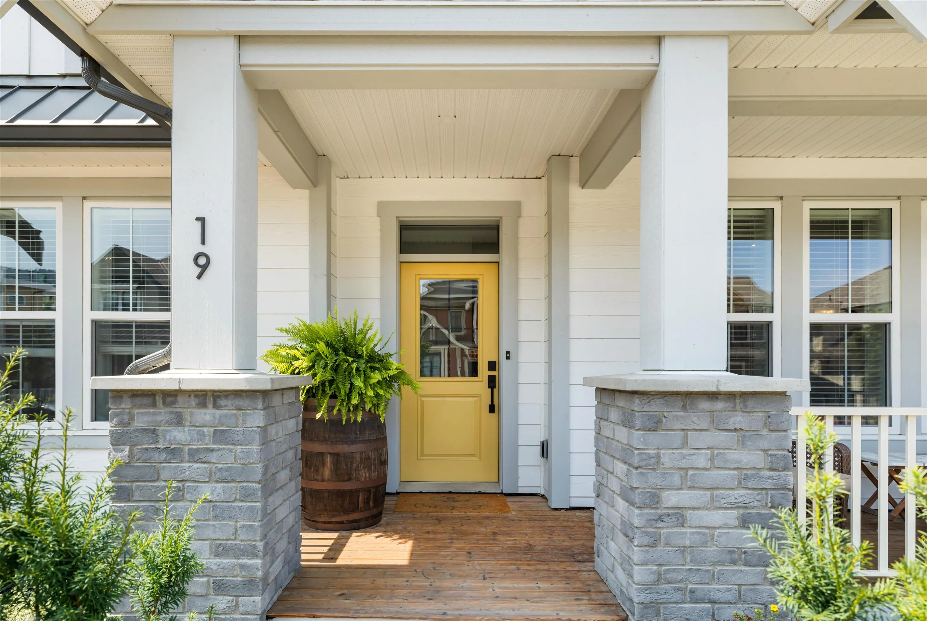 19 46211 Promontory Road