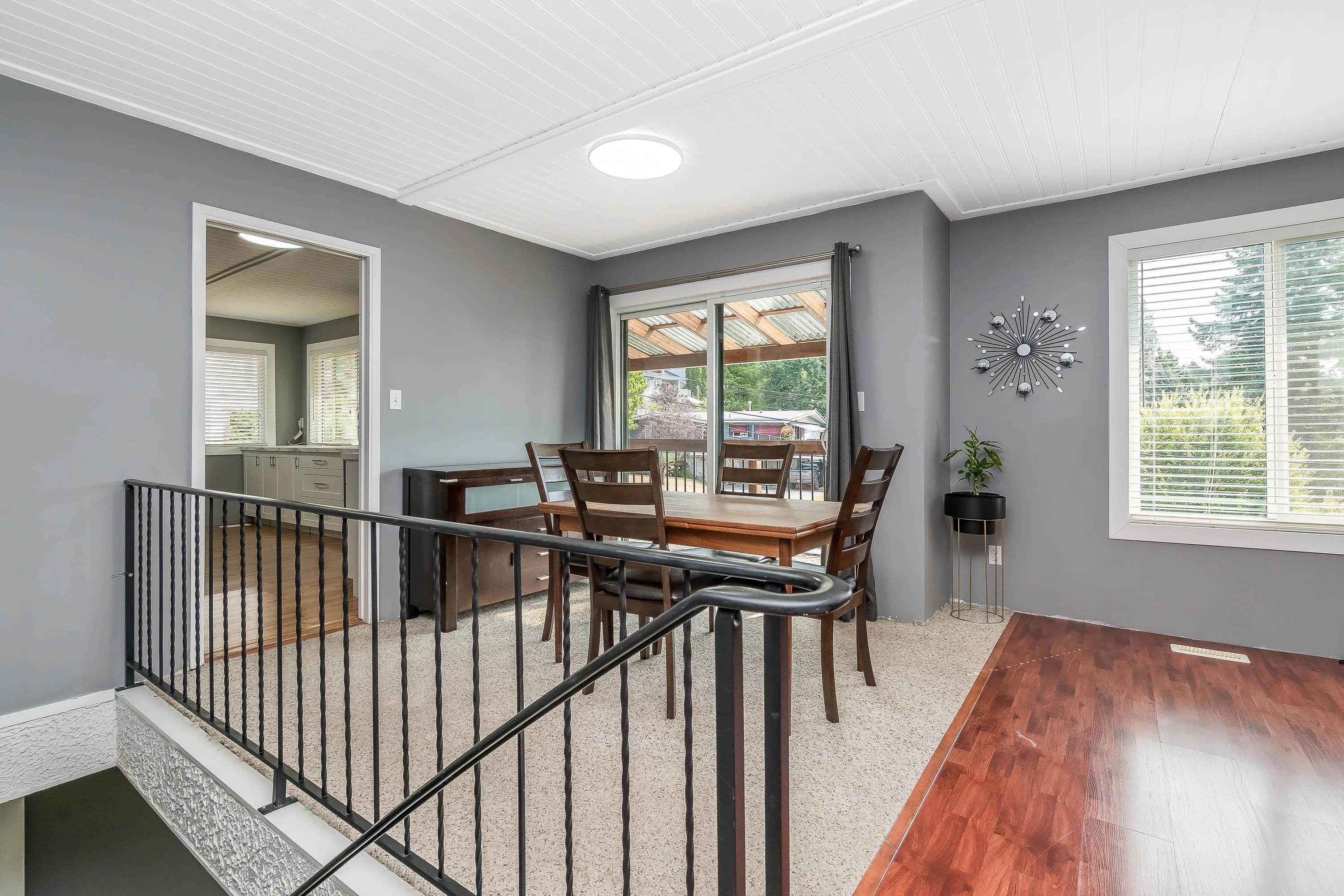8261 Dogwood Street