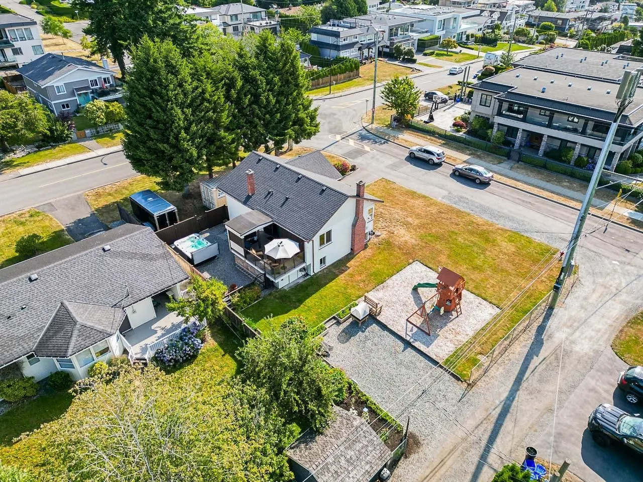 1033 Cypress Street