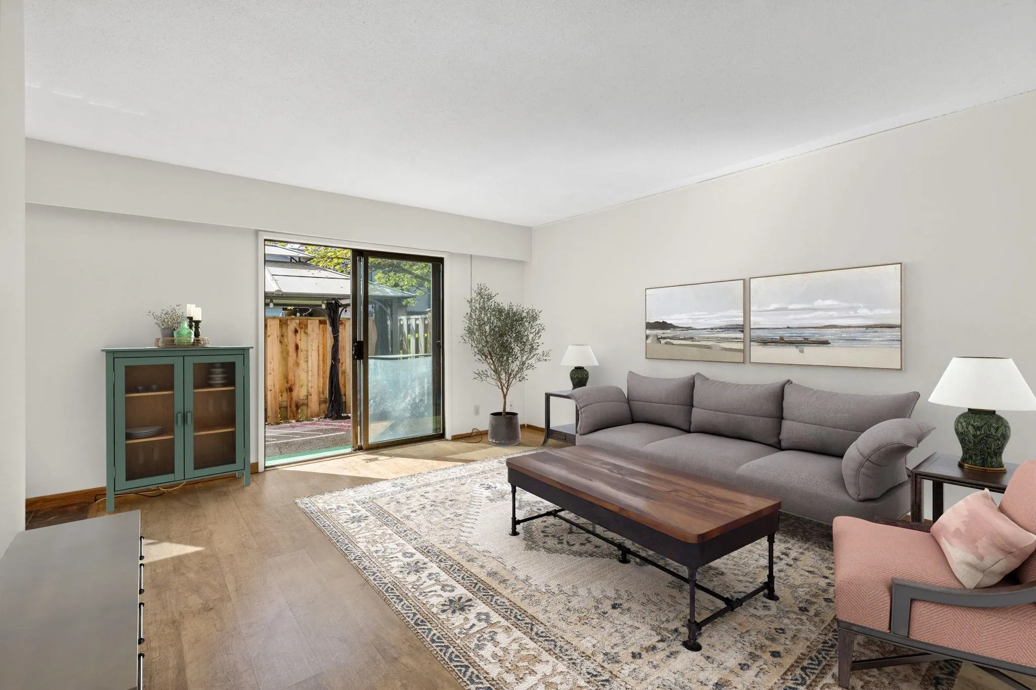 1142 Premier Street