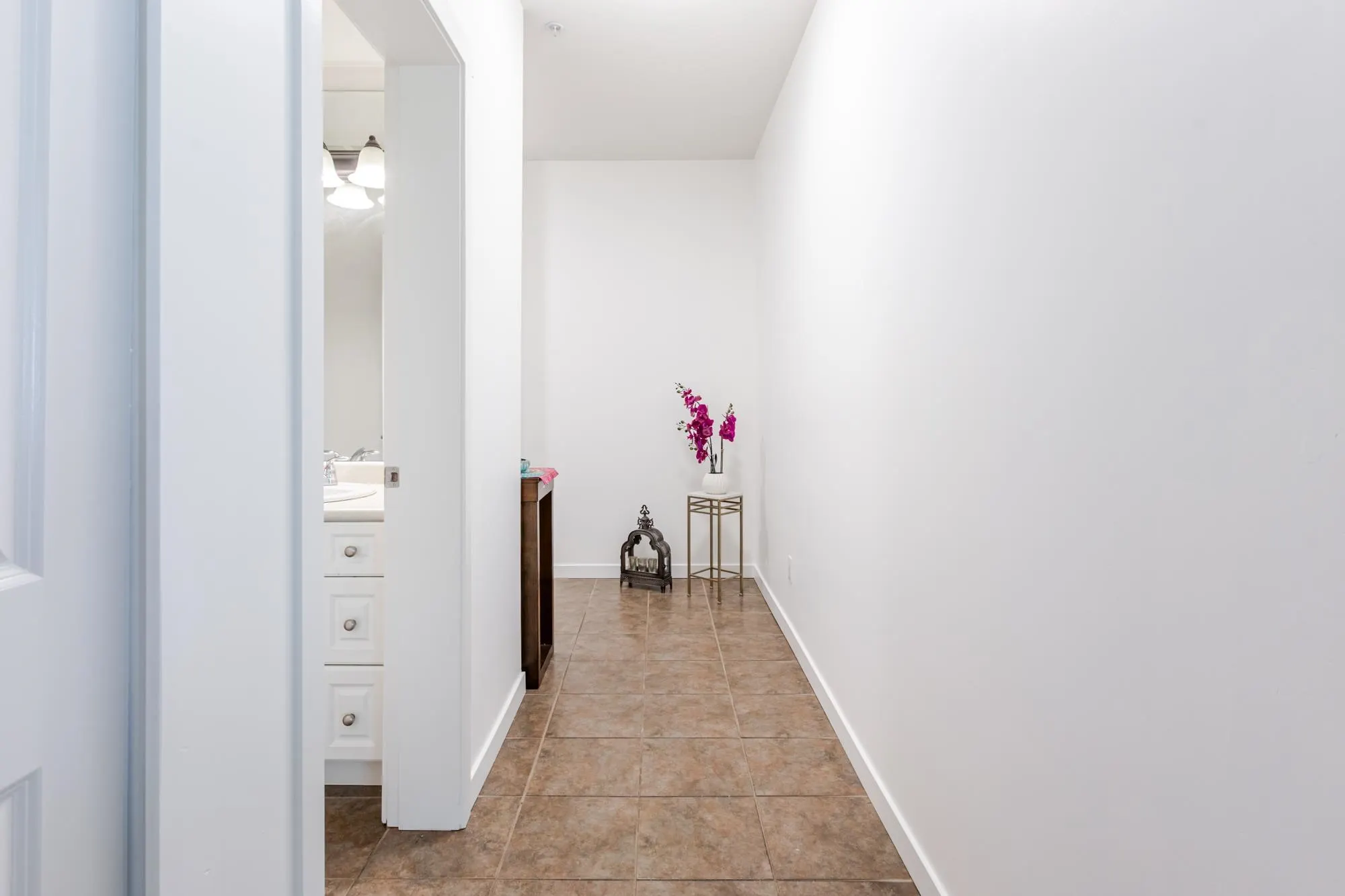 308 15299 17a Avenue