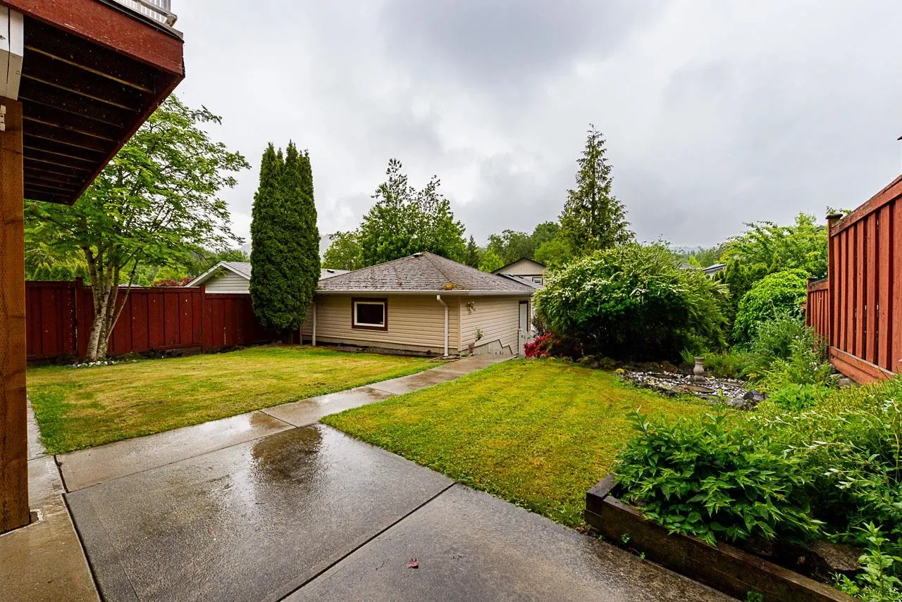 4389 Atwood Crescent