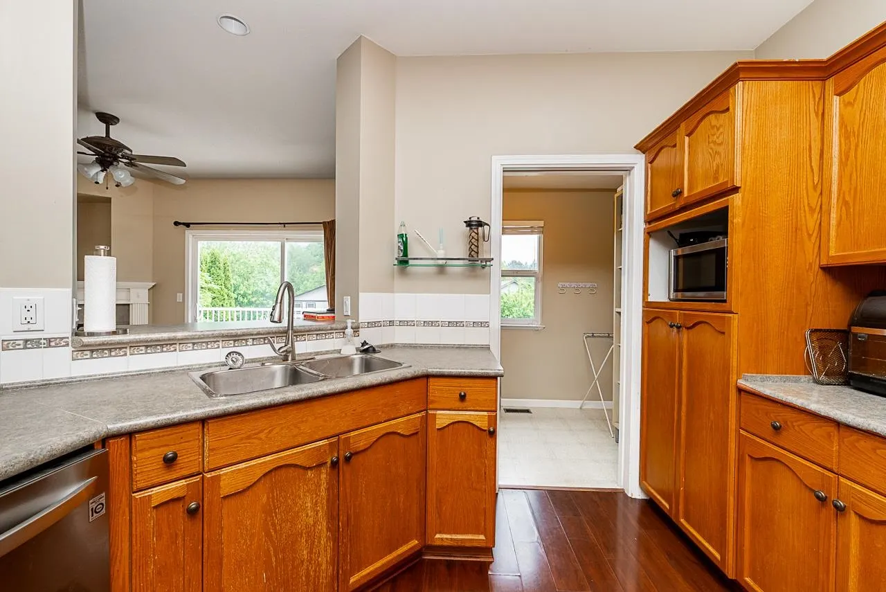 4389 Atwood Crescent
